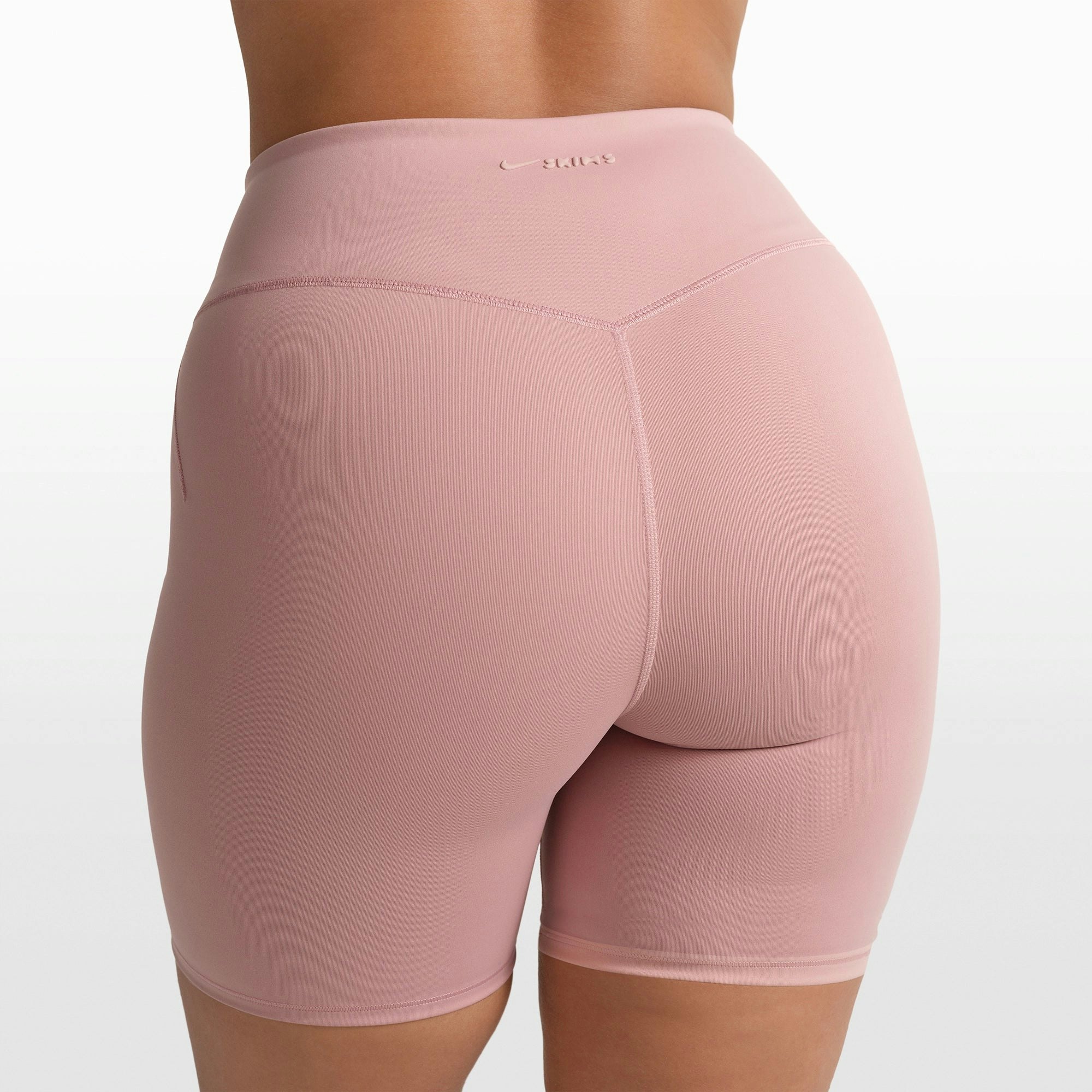 NikeSKIMS MATTE 5" BIKER SHORT | HIMALAYAN ON A MODEL FRONT VIEW @ | FOCUS: 0.0, 1.0, 0.9