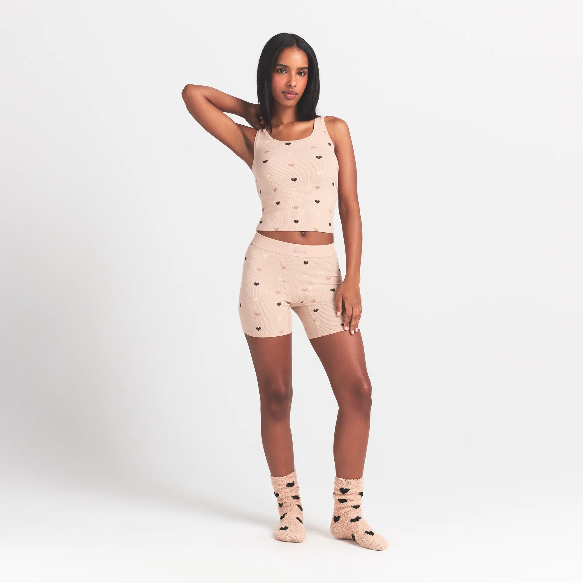 SOFT LOUNGE BOXER | MICA MINI HEART HALFDROP ON A MODEL FRONT VIEW @ | FOCUS: 0.0, 1.0, 0.9