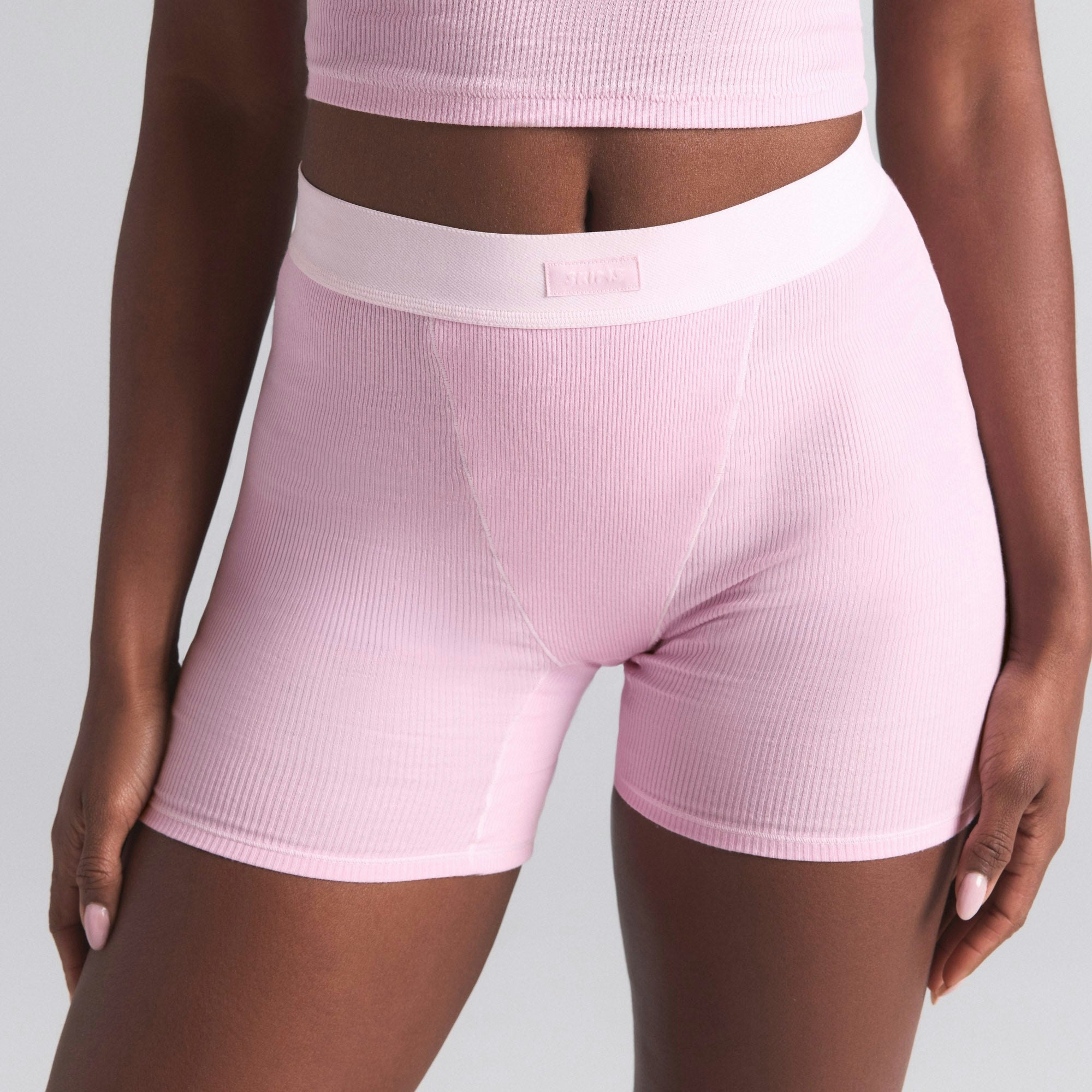 COTTON RIB BOXER 3-PACK | BABY PINK MULTI ON A MODEL SIDE ON A MODEL FRONT VIEW | FOCUS: 0.0, 1.0, 0.9