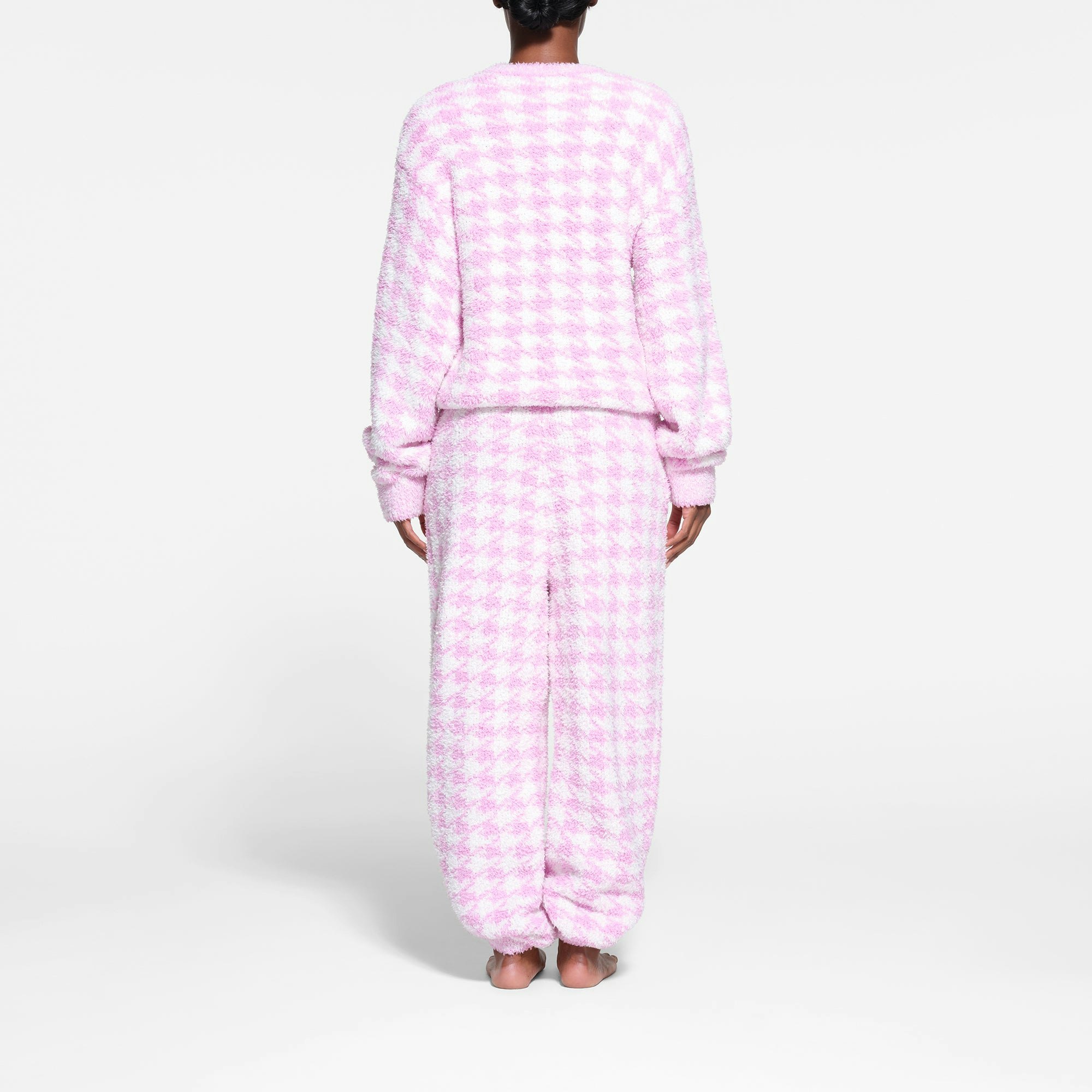 COZY KNIT UNISEX JOGGER | COTTON CANDY HOUNDSTOOTH ADDITIONAL FABRIC DETAILS | about this fabric 