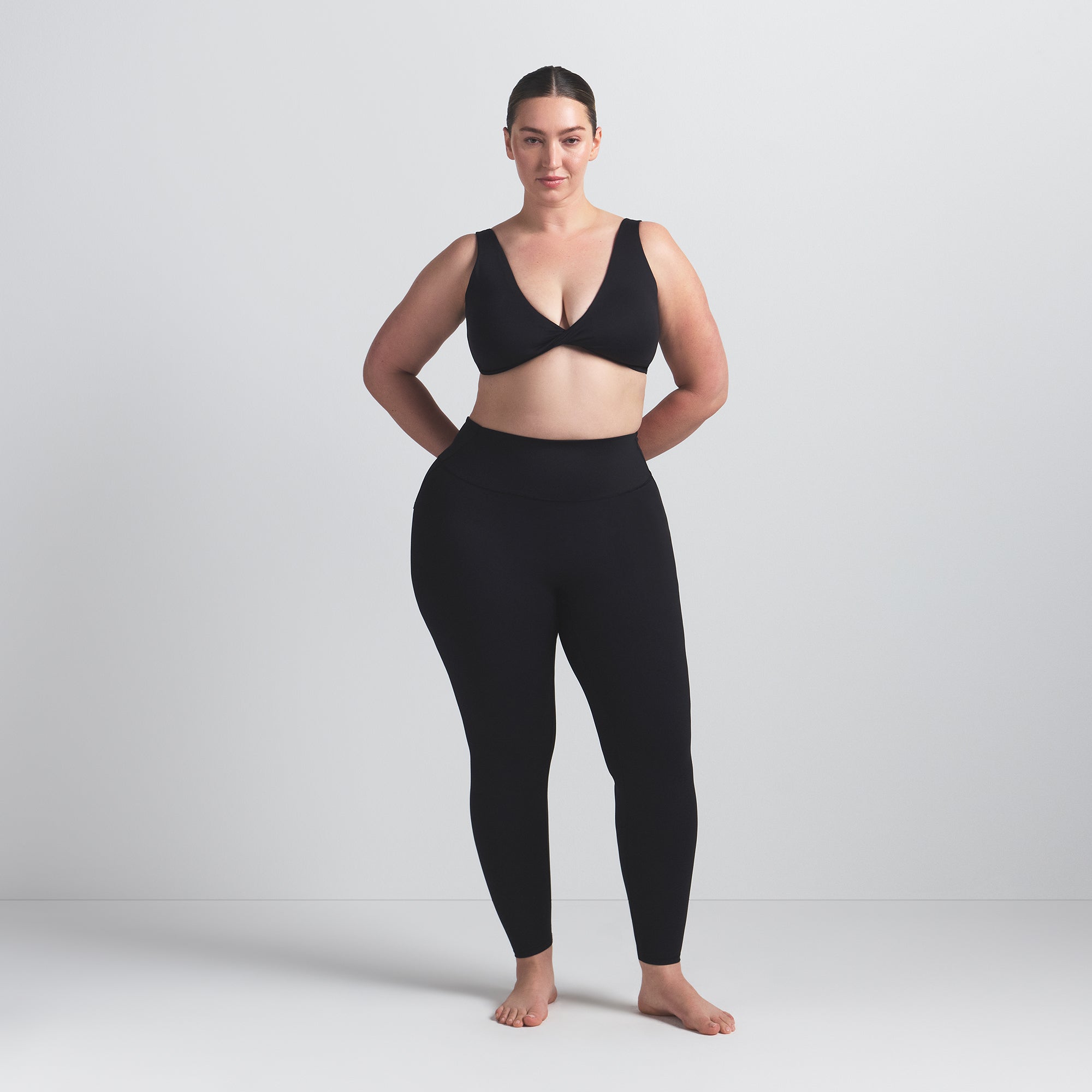 NikeSKIMS MATTE 26