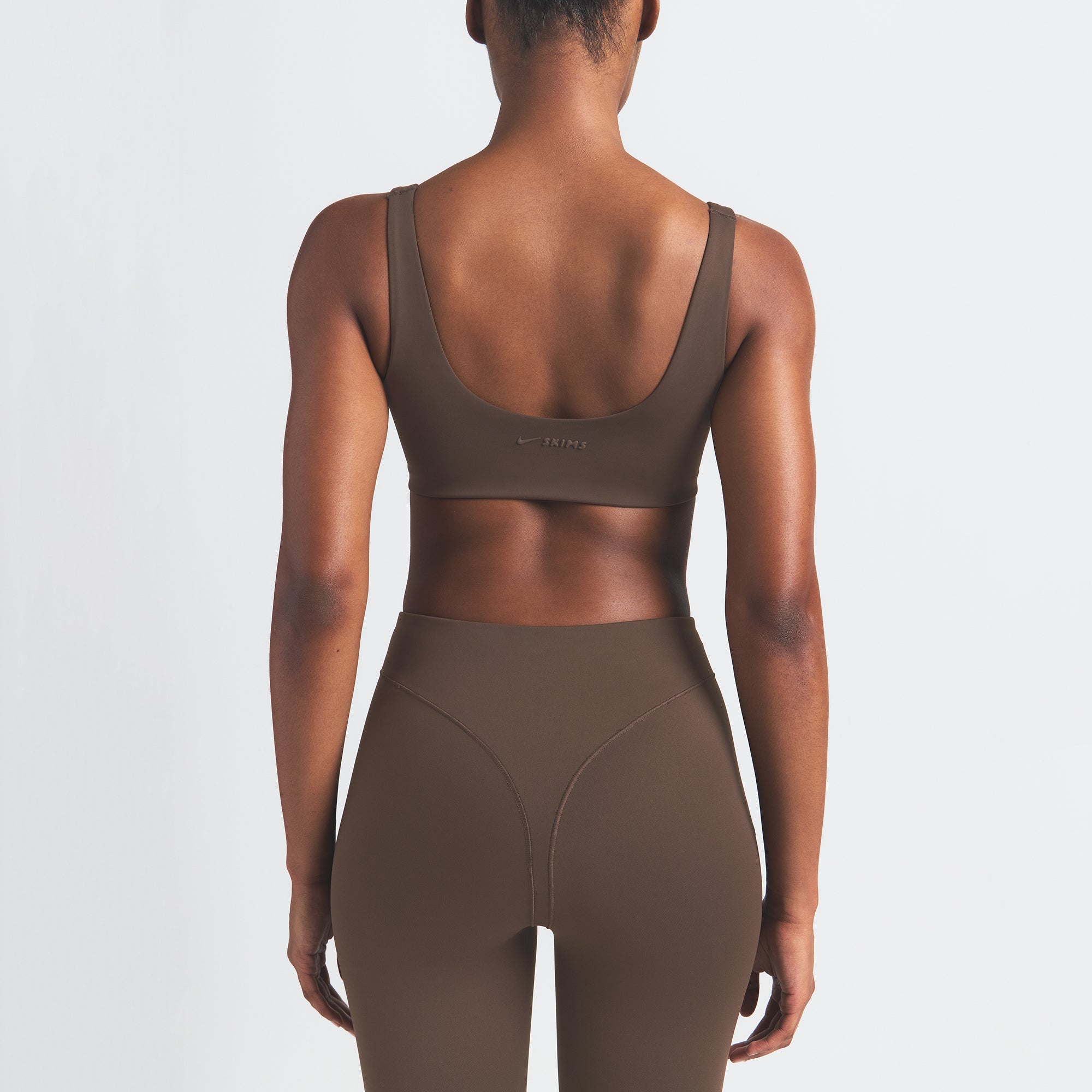 NikeSKIMS MATTE V-LINE 26