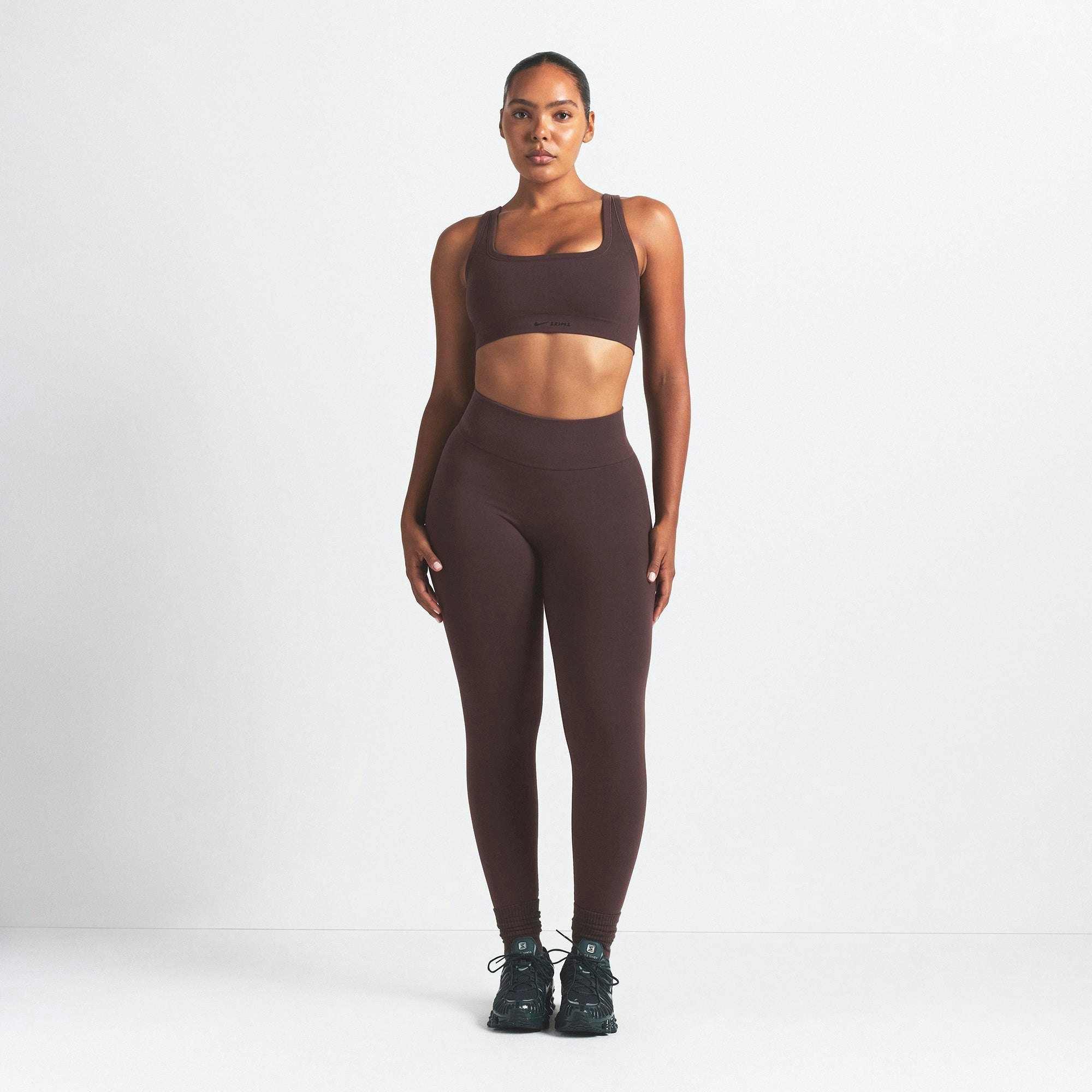 NikeSKIMS VINTAGE SEAMLESS LEGGING 26" | PHOENIX ON A MODEL FRONT VIEW