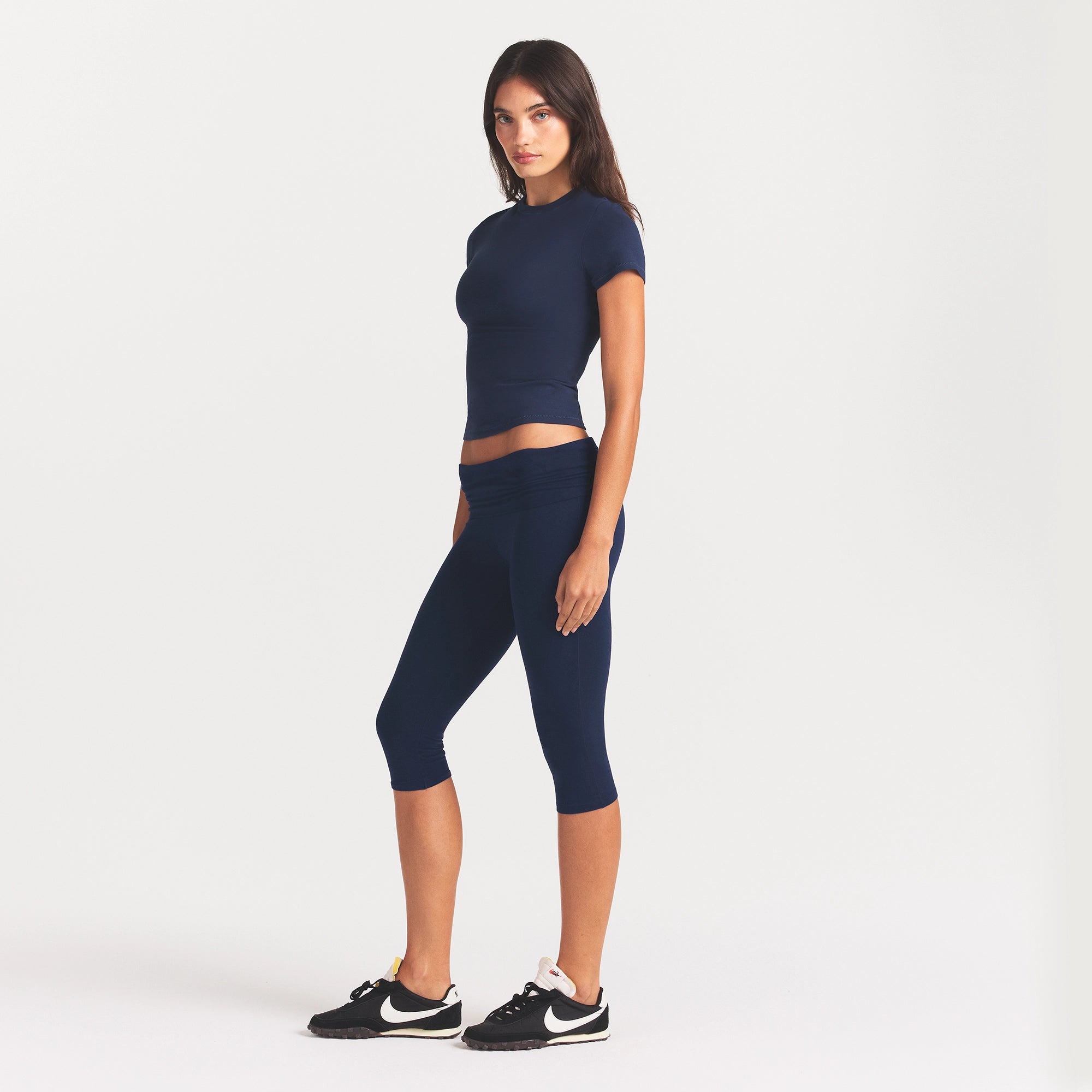 COTTON JERSEY FOLDOVER CAPRI | NAVY & LAYS FLAT ON A WHITE BACKGROUND | FLT @ | FOCUS: 0.0, 1.0, 0.9