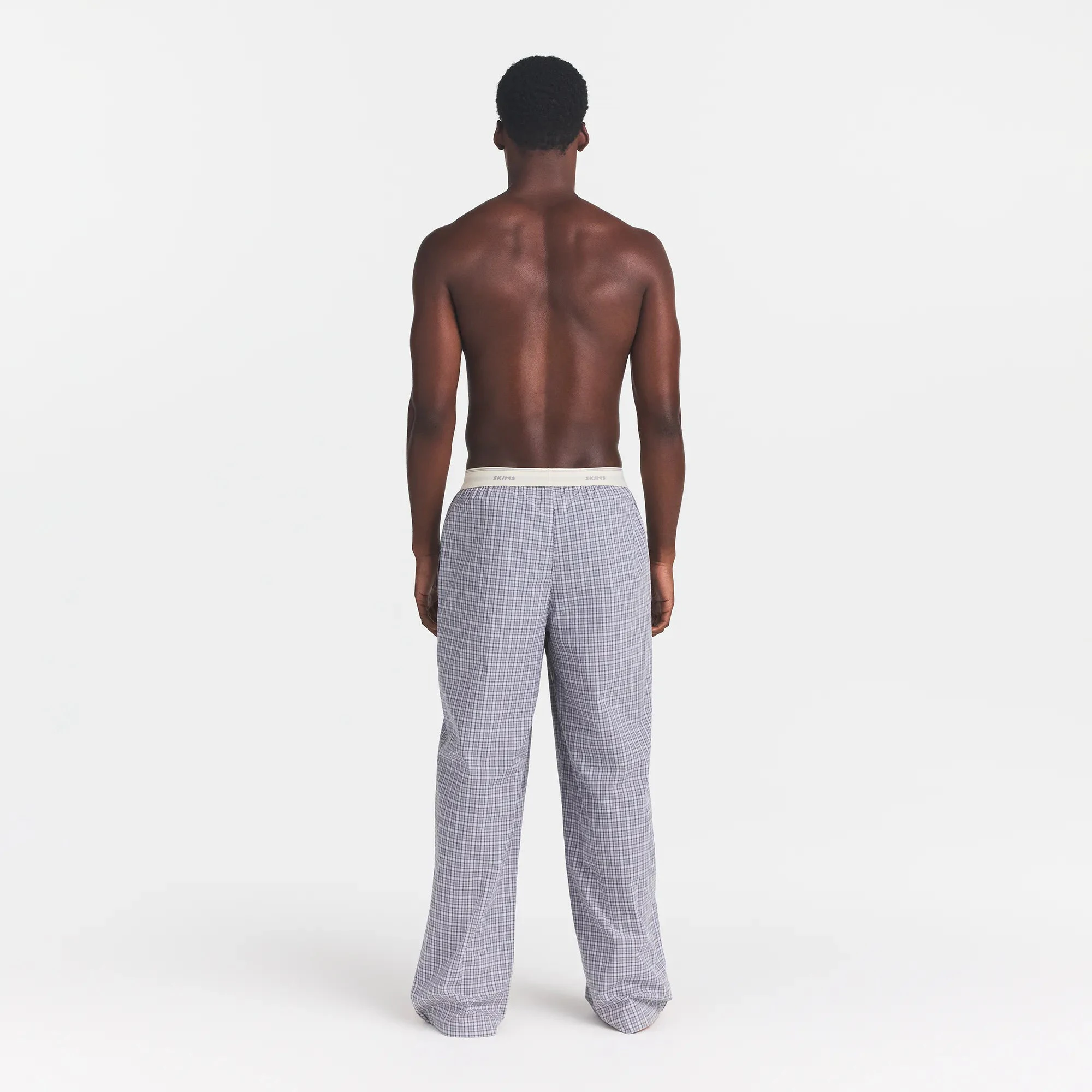 COTTON POPLIN MENS LOGO BAND SLEEP PANT | FULL MOON CHECK ON A MODEL BACK VIEW @ | FOCUS: 0.0, 1.0, 0.9