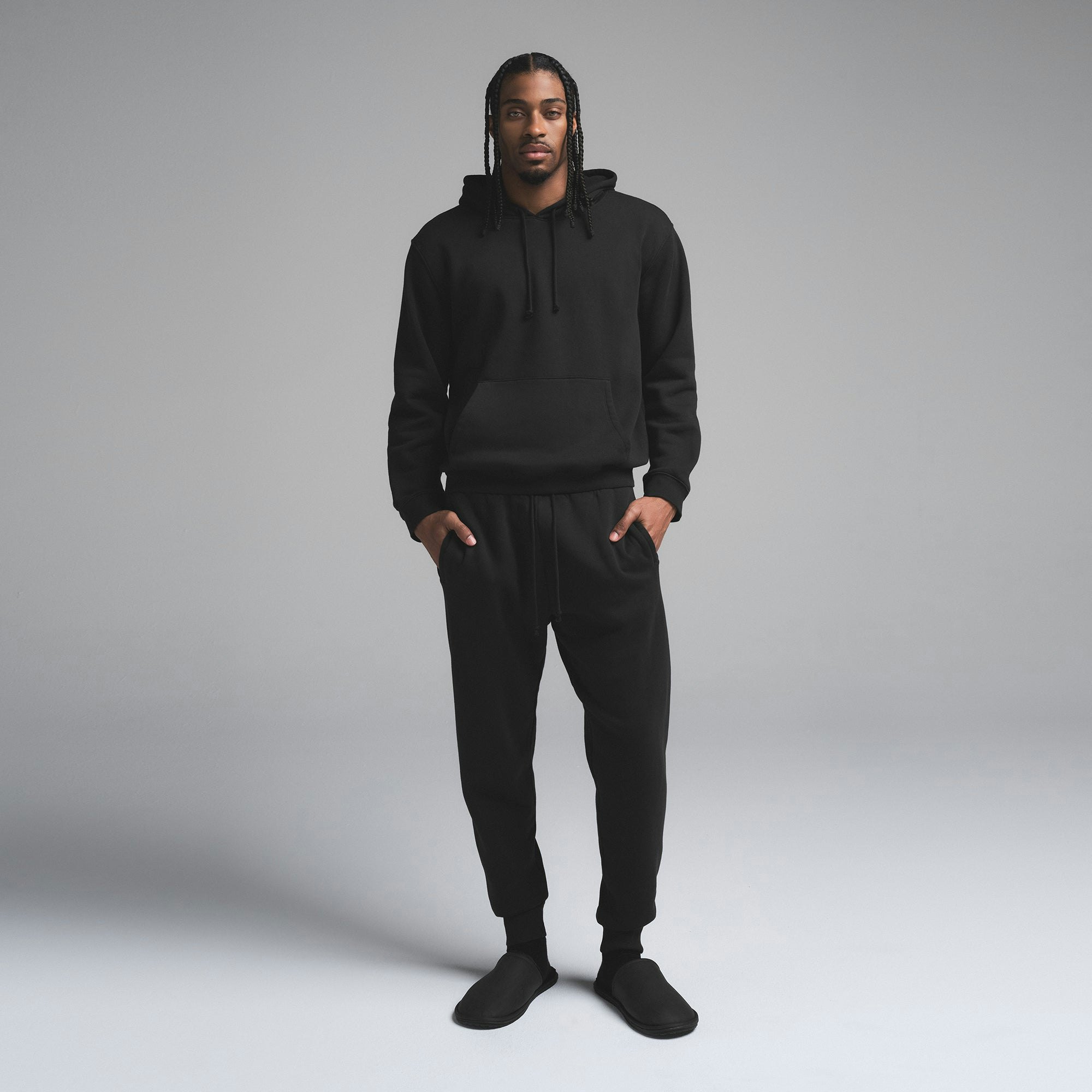FLEECE LOUNGE MENS TAPERED JOGGER | WASHED ONYX ON A MODEL FRONT VIEW | FOCUS: 0.0, 1.0, 0.9