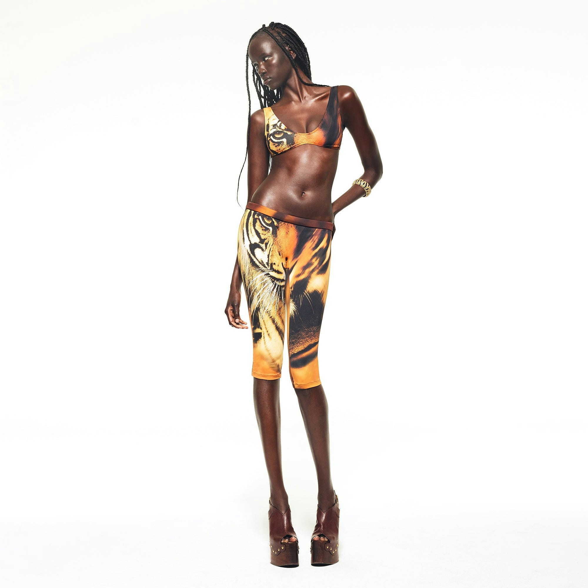ROBERTO CAVALLI X SKIMS CAPRI | TIGER FACE PRINT ON A MODEL FRONT VIEW | FOCUS: 0.0, 1.0, 0.9