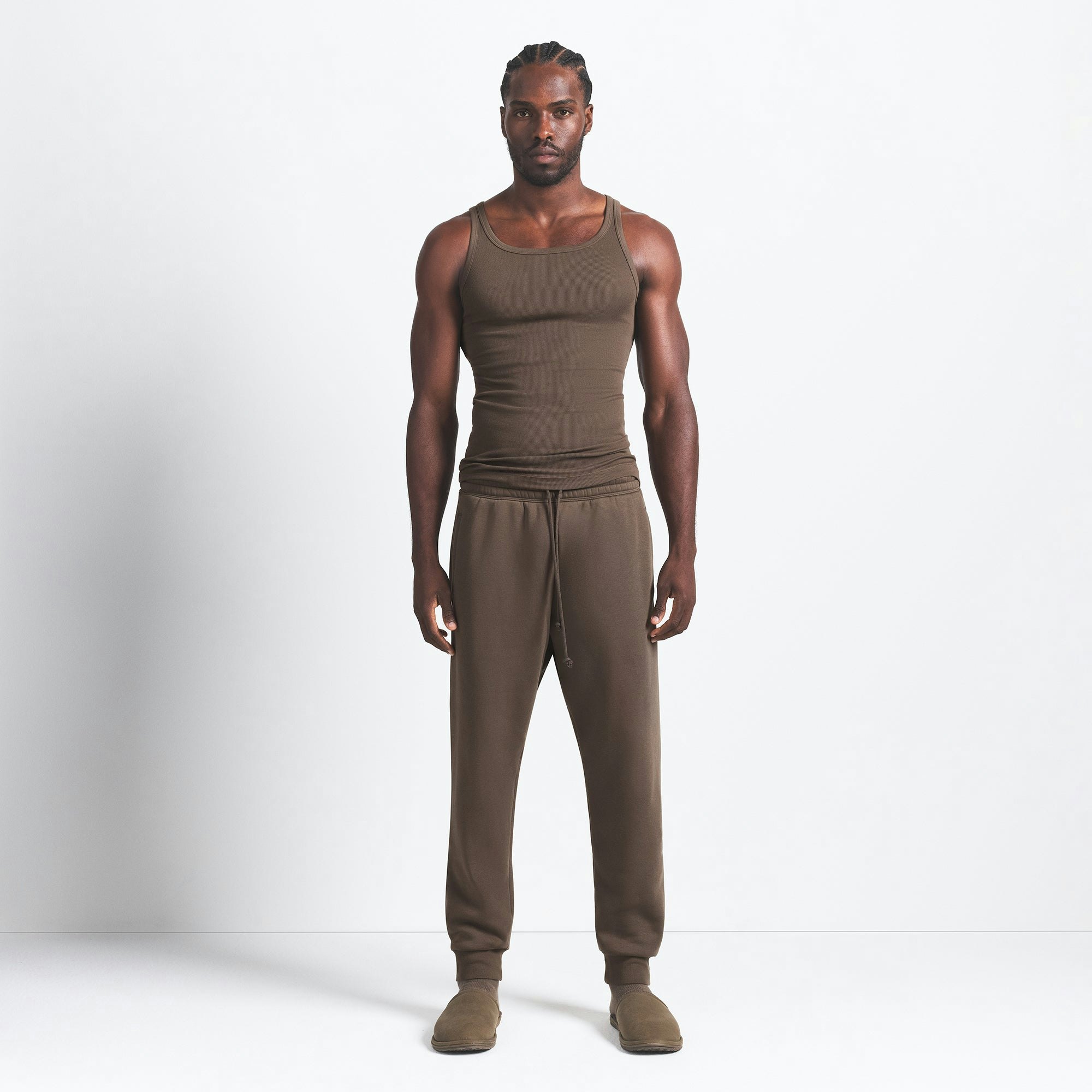 FLEECE LOUNGE MENS TAPERED JOGGER | DRIFTWOOD ON A MODEL FRONT VIEW @ | FOCUS: 0.9, 0.1, 0.7