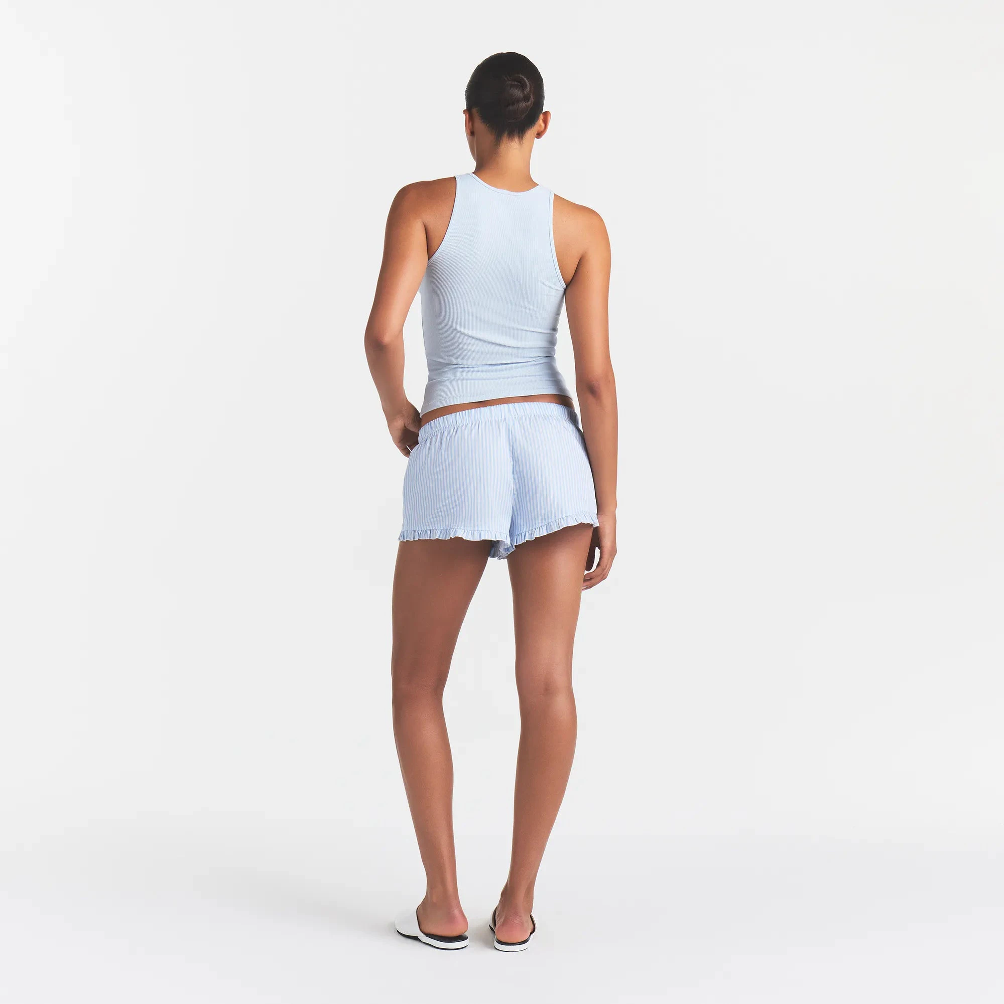 COTTON POPLIN SLEEP RUFFLE SHORT | MARINA MESH STRIPE ON A MODEL | FOCUS: 0.0, 1.0, 0.9