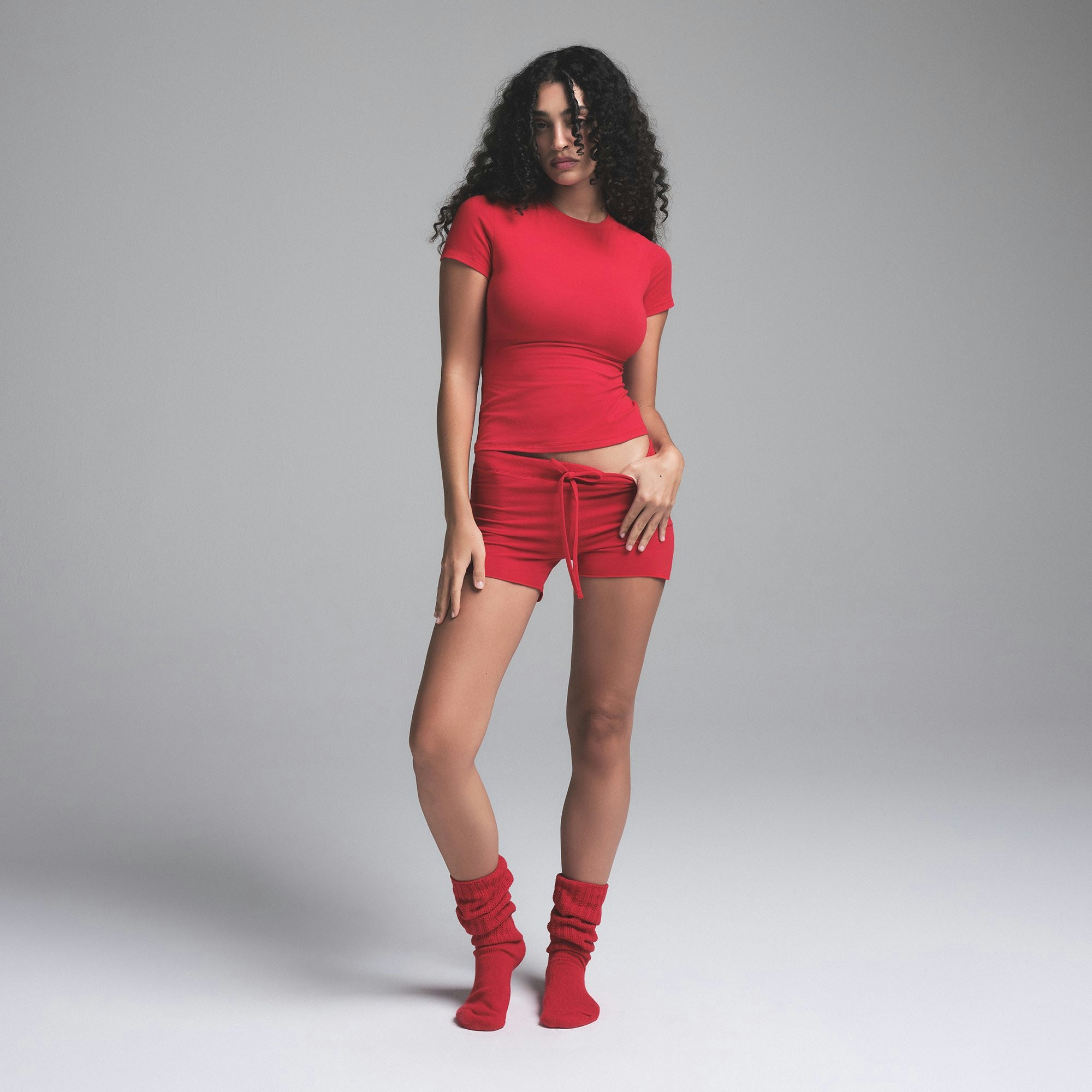 COTTON JERSEY SHORT | CRANBERRY (SHORTS) ON A MODEL FRONT VIEW | FOCUS: 0.0, 1.0, 0.9