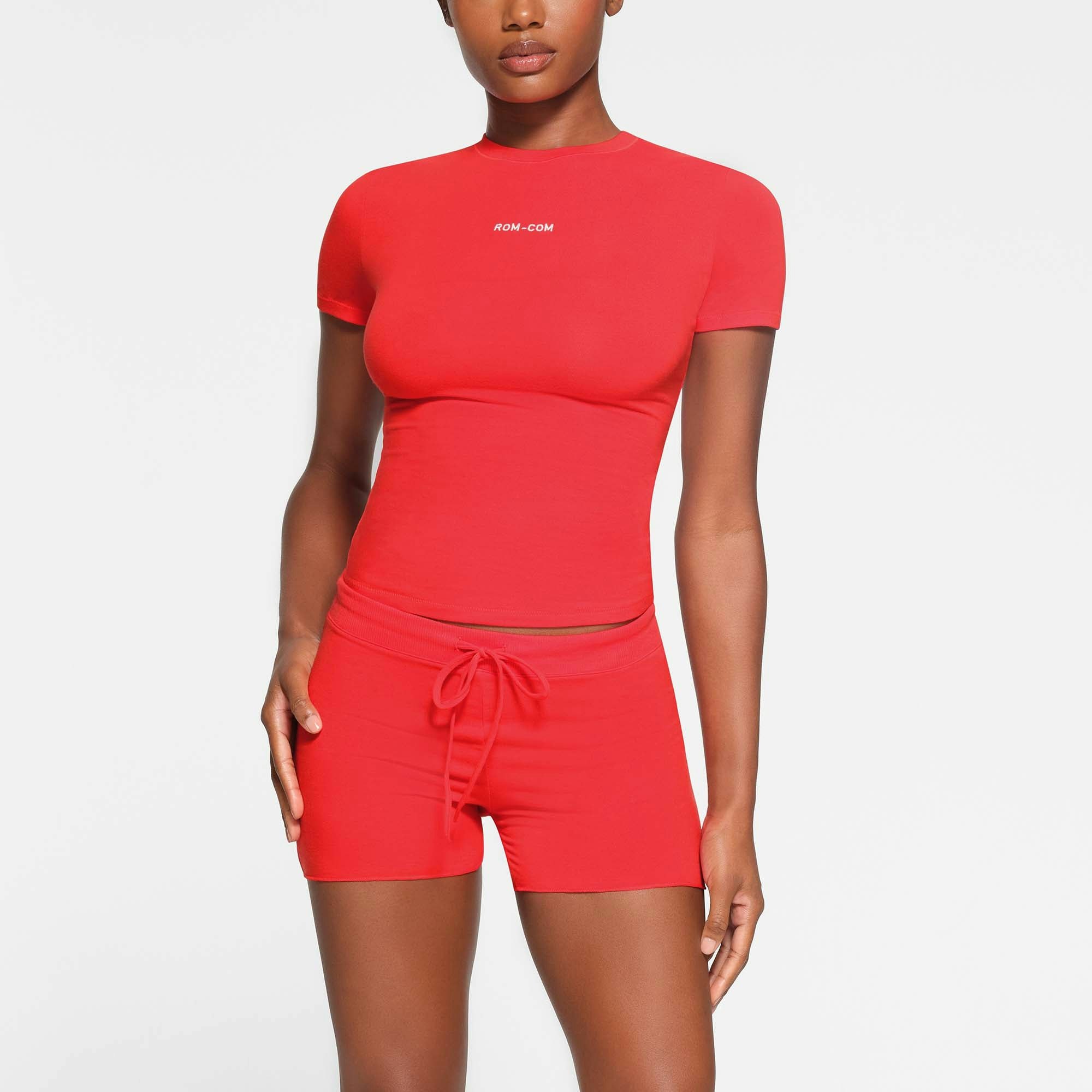 COTTON JERSEY SHORT | RUBY ON A MODEL SIDE FRONT
