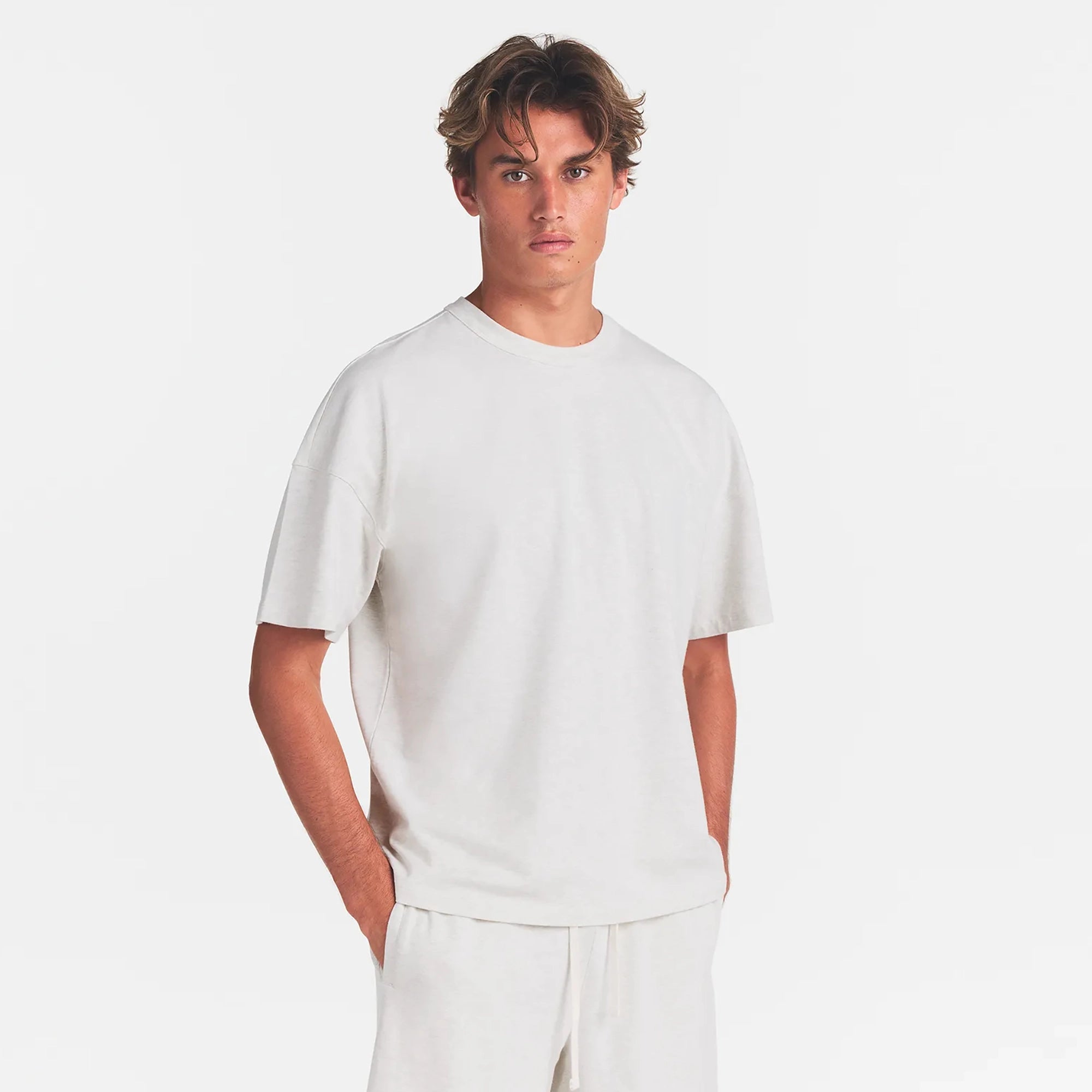 JERSEY LOUNGE MENS RELAXED SHORT | CHALK HEATHER ON A MODEL FRONT VIEW @ | FOCUS: 0.0, 1.0, 0.9