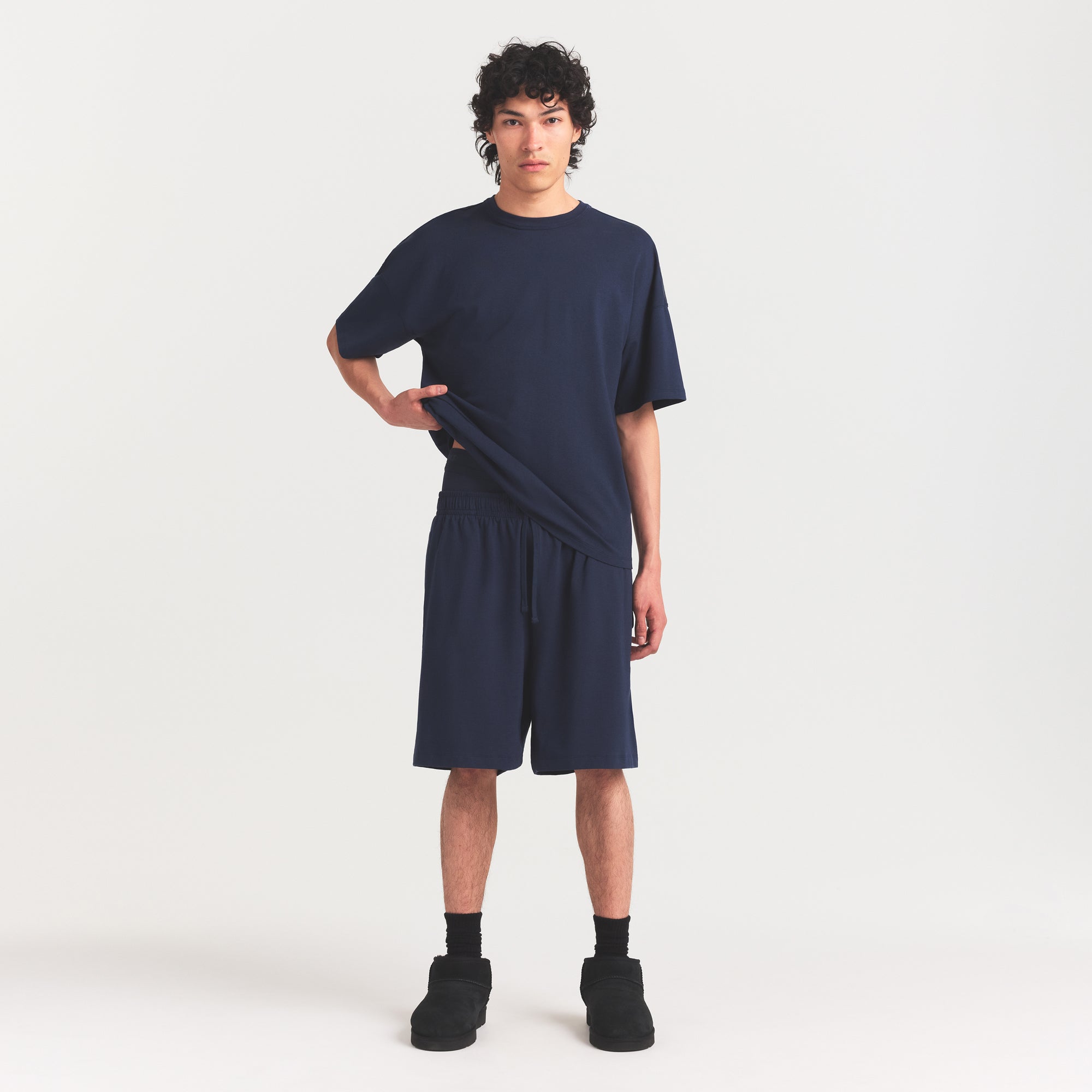 JERSEY LOUNGE MENS RELAXED SHORT | NAVY ON A MODEL FRONT VIEW @ | FOCUS: 0.0, 1.0, 0.9