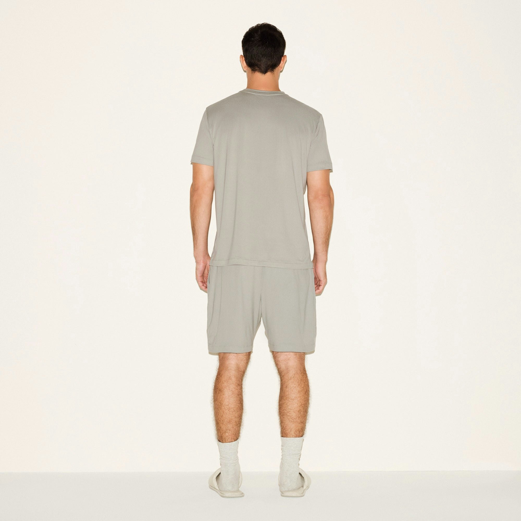 OUTDOOR JERSEY MENS CLASSIC SHORT | PACIFIC ON A MODEL SIDE VIEW | FOCUS: 0.0, 1.0, 0.9