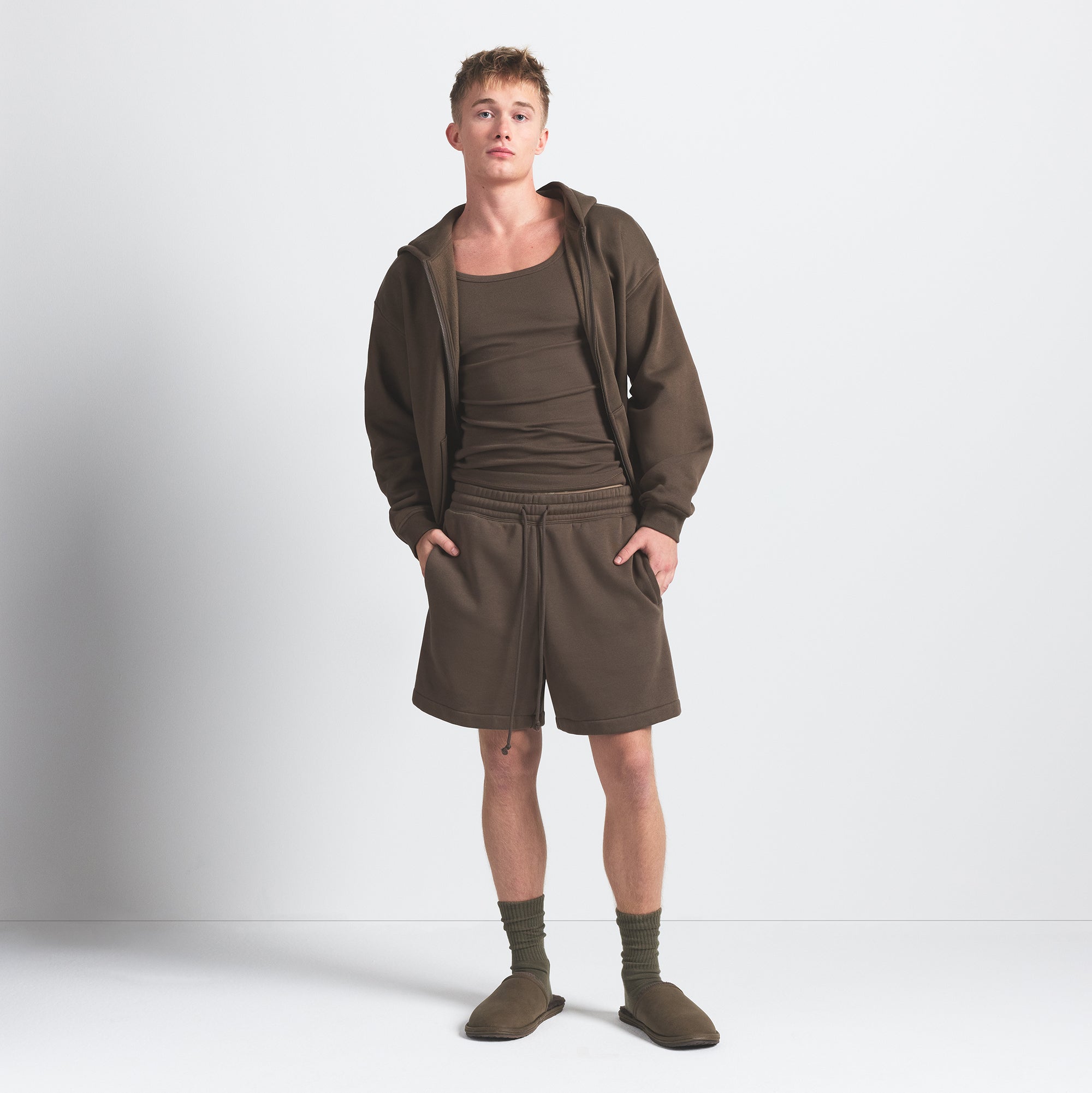 FLEECE LOUNGE MENS RELAXED SHORT | DRIFTWOOD ON A MODEL FRONT VIEW @ | FOCUS: 0.0, 1.0, 0.9