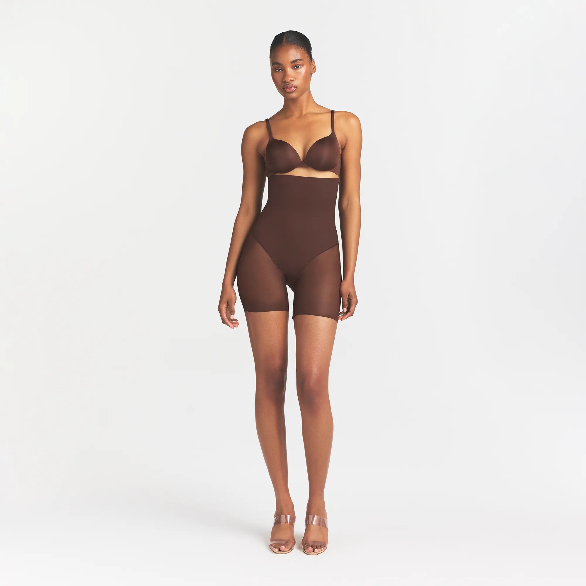 POWER MESH SHAPEWEAR CORE SCULPT HIGH-WAISTED MID THIGH SHORT | COCOA ON A MODEL FRONT VIEW @ | FOCUS: 0.0, 1.0, 0.9