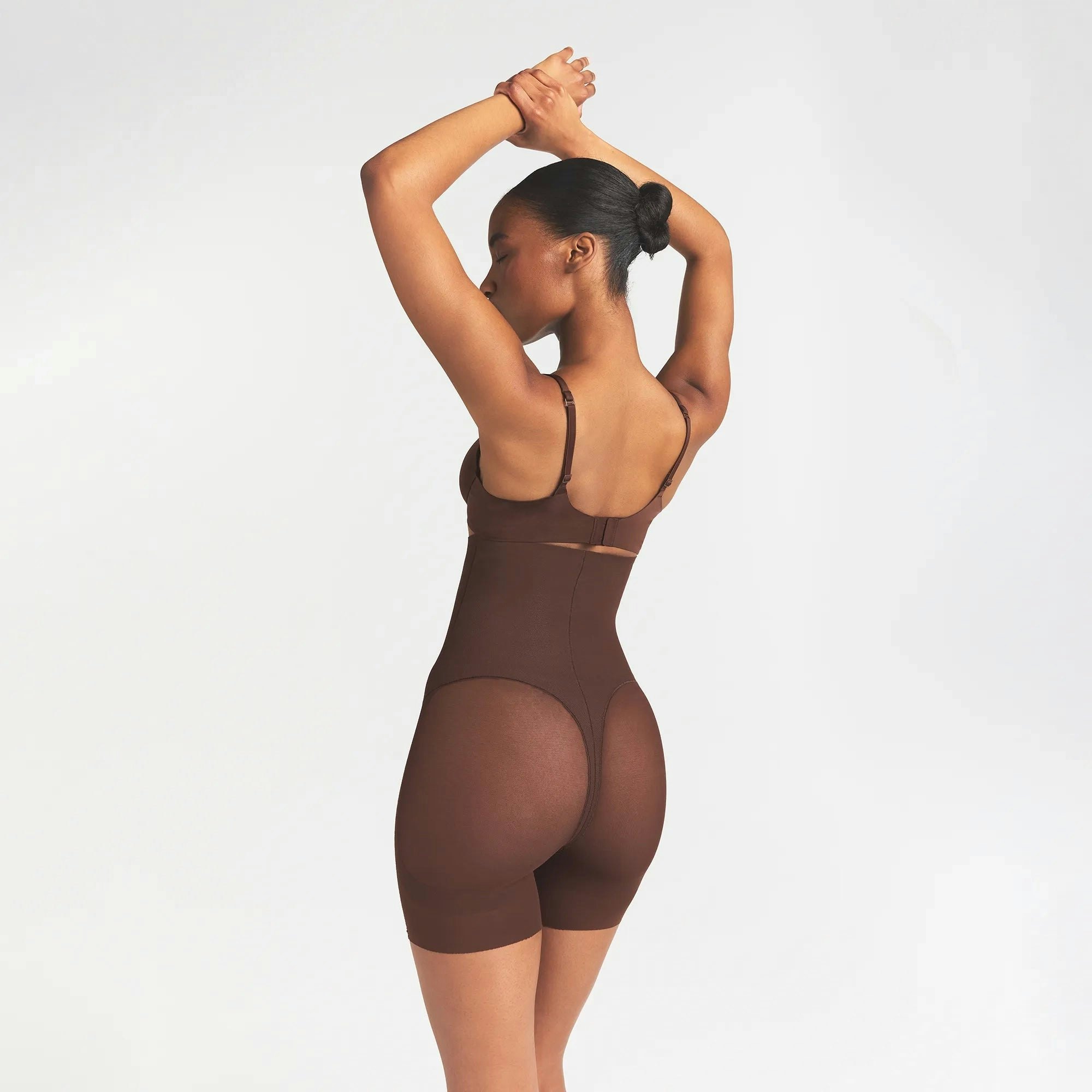 POWER MESH SHAPEWEAR CORE SCULPT HIGH-WAISTED MID THIGH SHORT | COCOA ON A MODEL BACK VIEW