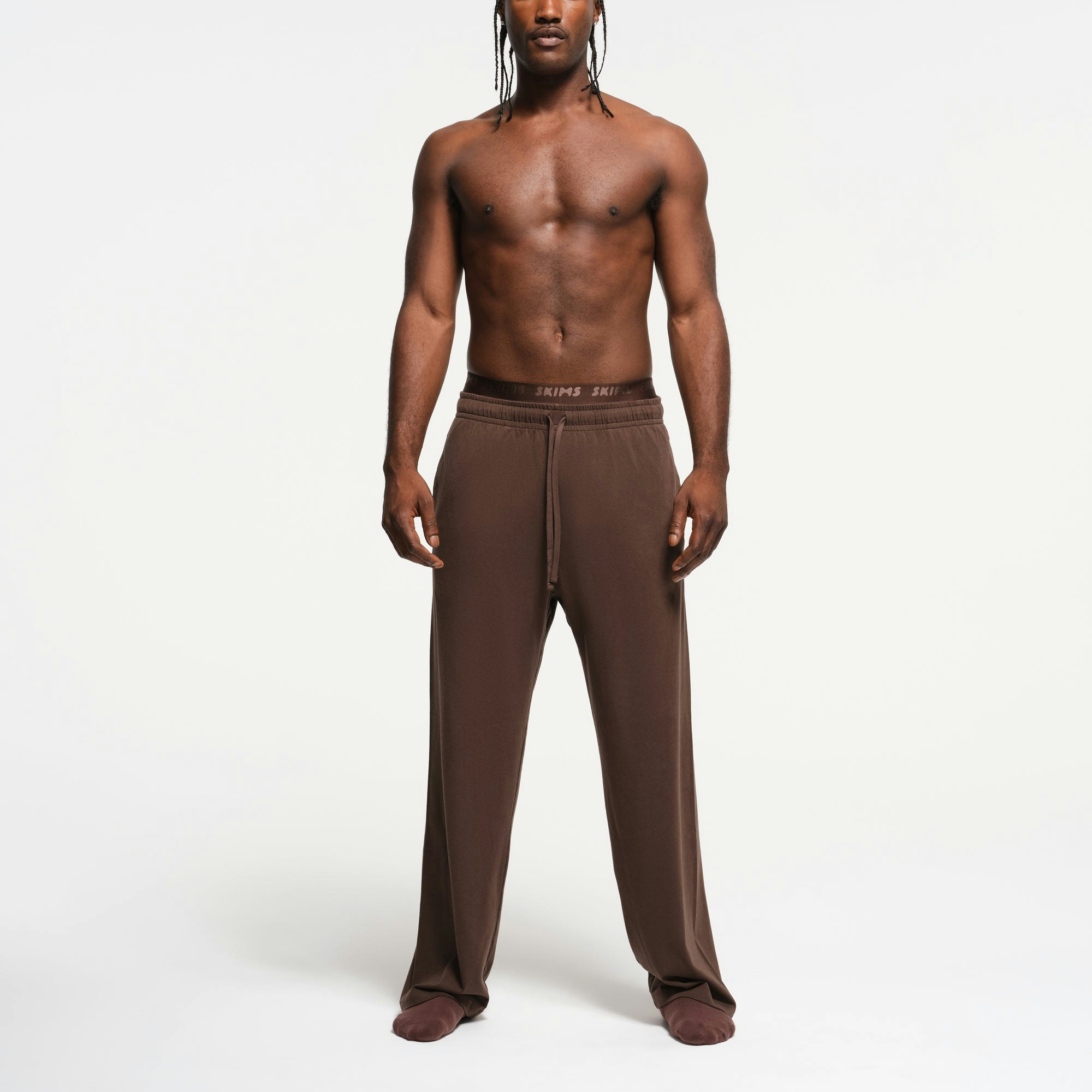 JERSEY LOUNGE MENS RELAXED STRAIGHT LEG PANT | MUD ON A MODEL FRONT VIEW