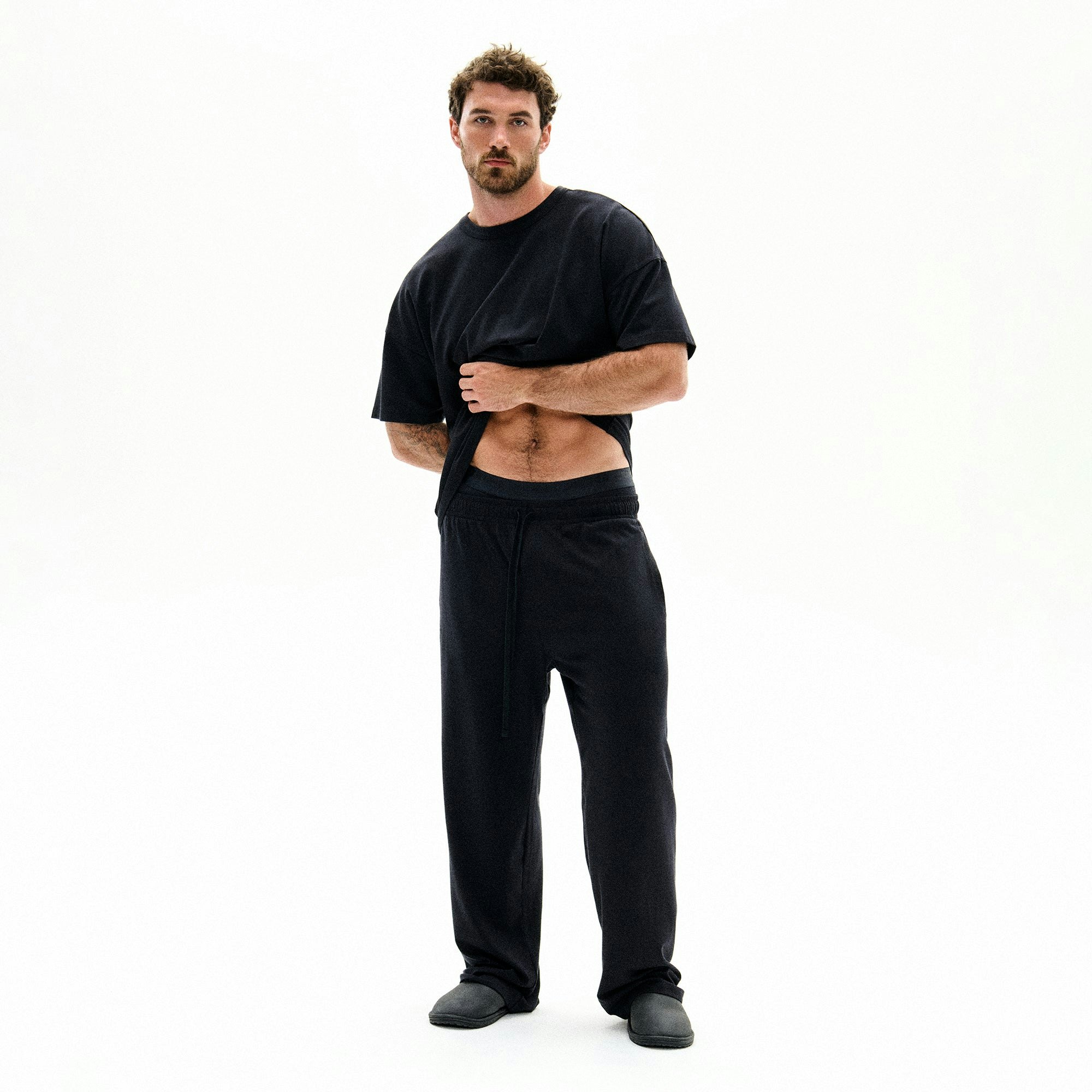 JERSEY LOUNGE MENS RELAXED STRAIGHT LEG PANT | OBSIDIAN CAMPAIGN IMAGERY @ | FOCUS: 0.0, 1.0, 0.9