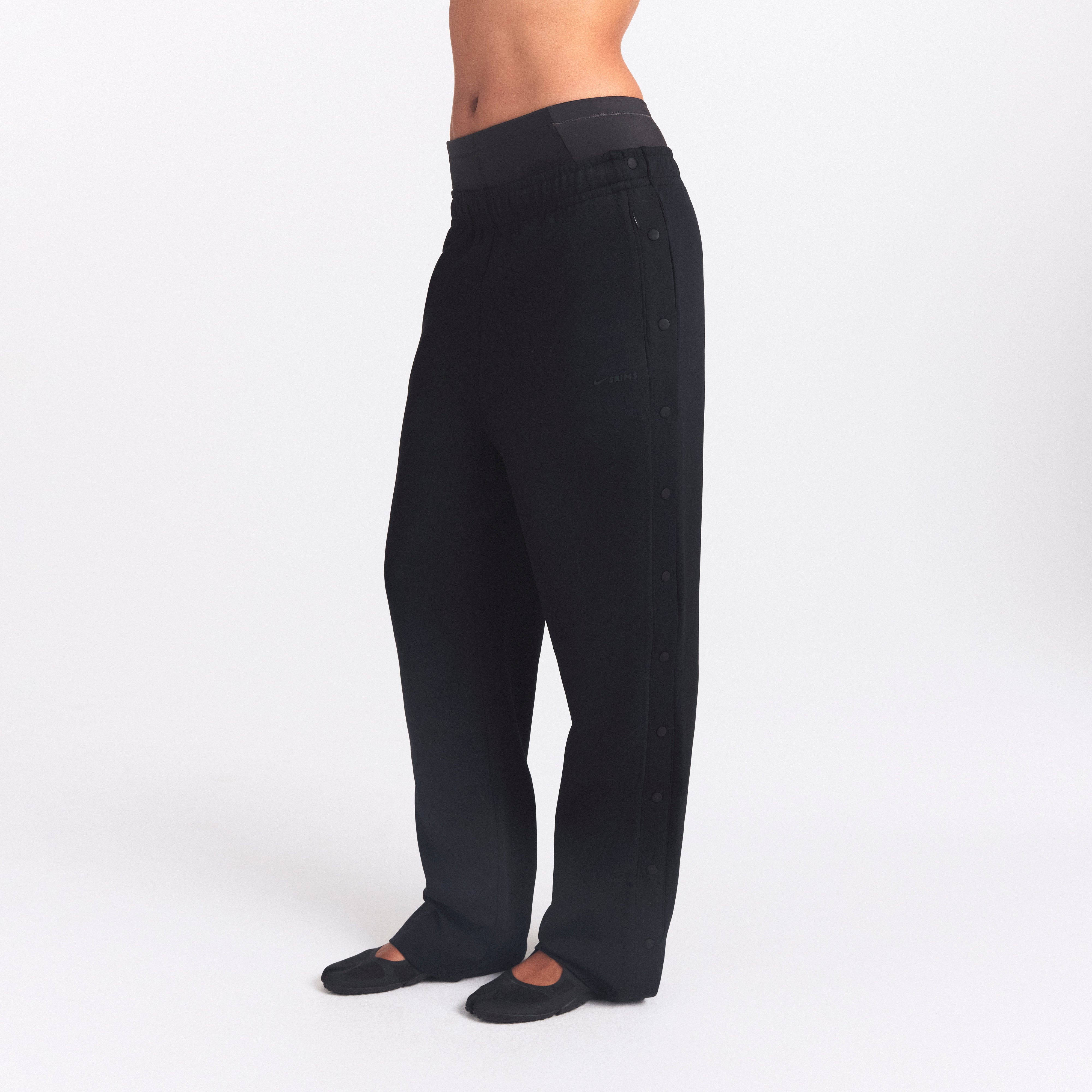 2点セット SKIMS パッド付補正下着 S &amp; XS黒 ヒップアップ 【お得】 NikeSKIMS MATTE TRICOT SIDE SNAPS PANT | OBSIDIAN | SKIMS