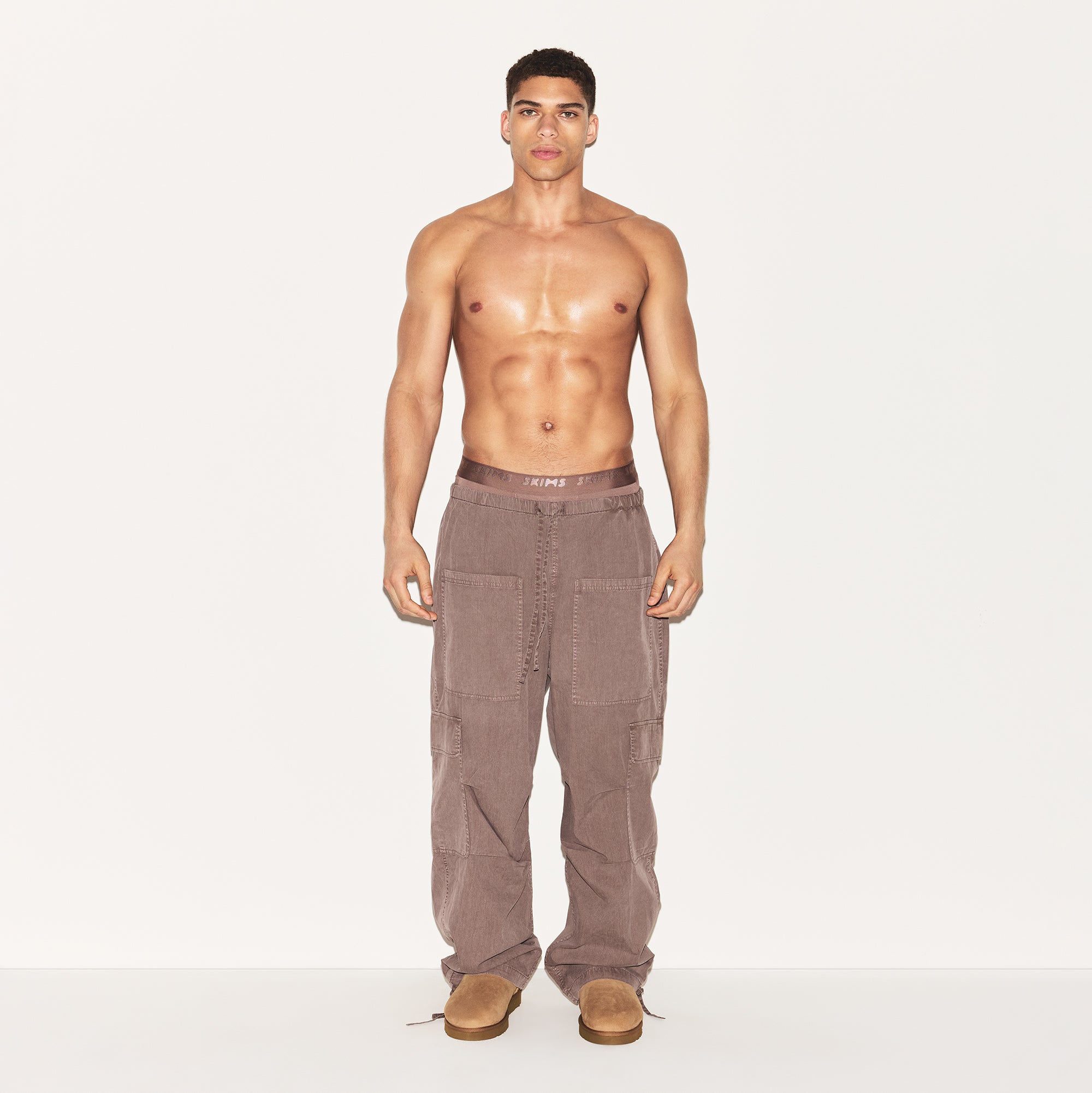 【新品未使用】MY_ NYLON CARGO PANTS[SUMI] MY___ / NYLON CARGO PANTS (SUMI) | AfterSchool Online Store