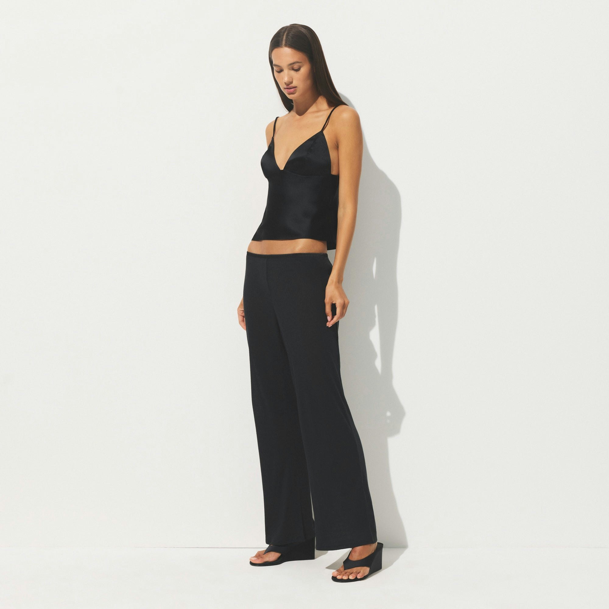 SHEER COTTON LACE SLEEP PANT | SOOT ON A MODEL SIDE VIEW | FOCUS: 0.0, 1.0, 0.9