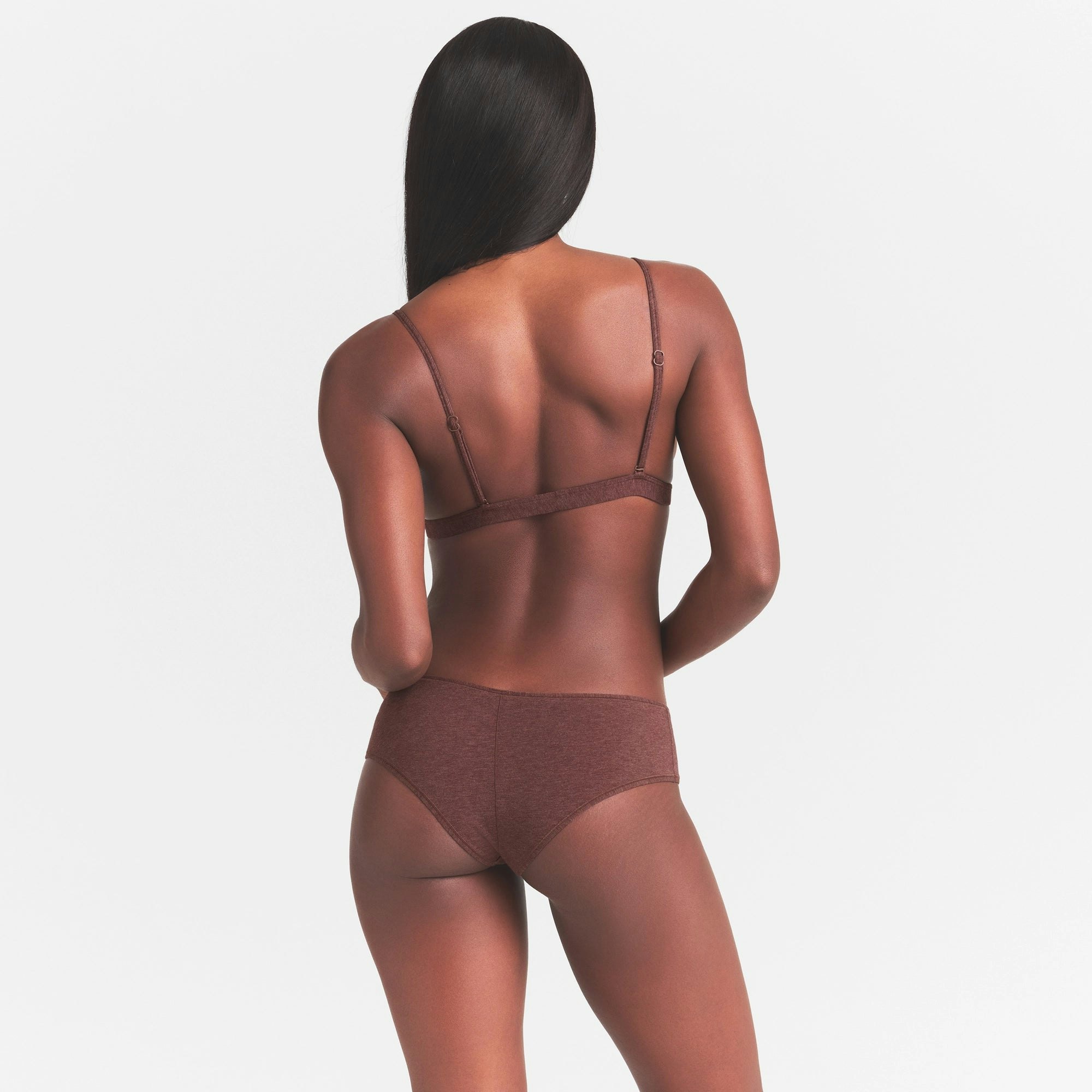 EVERYDAY COTTON TRIANGLE BRALETTE | COCOA HEATHER ON A MODEL SIDE VIEW @ | FOCUS: 0.0, 1.0, 0.9