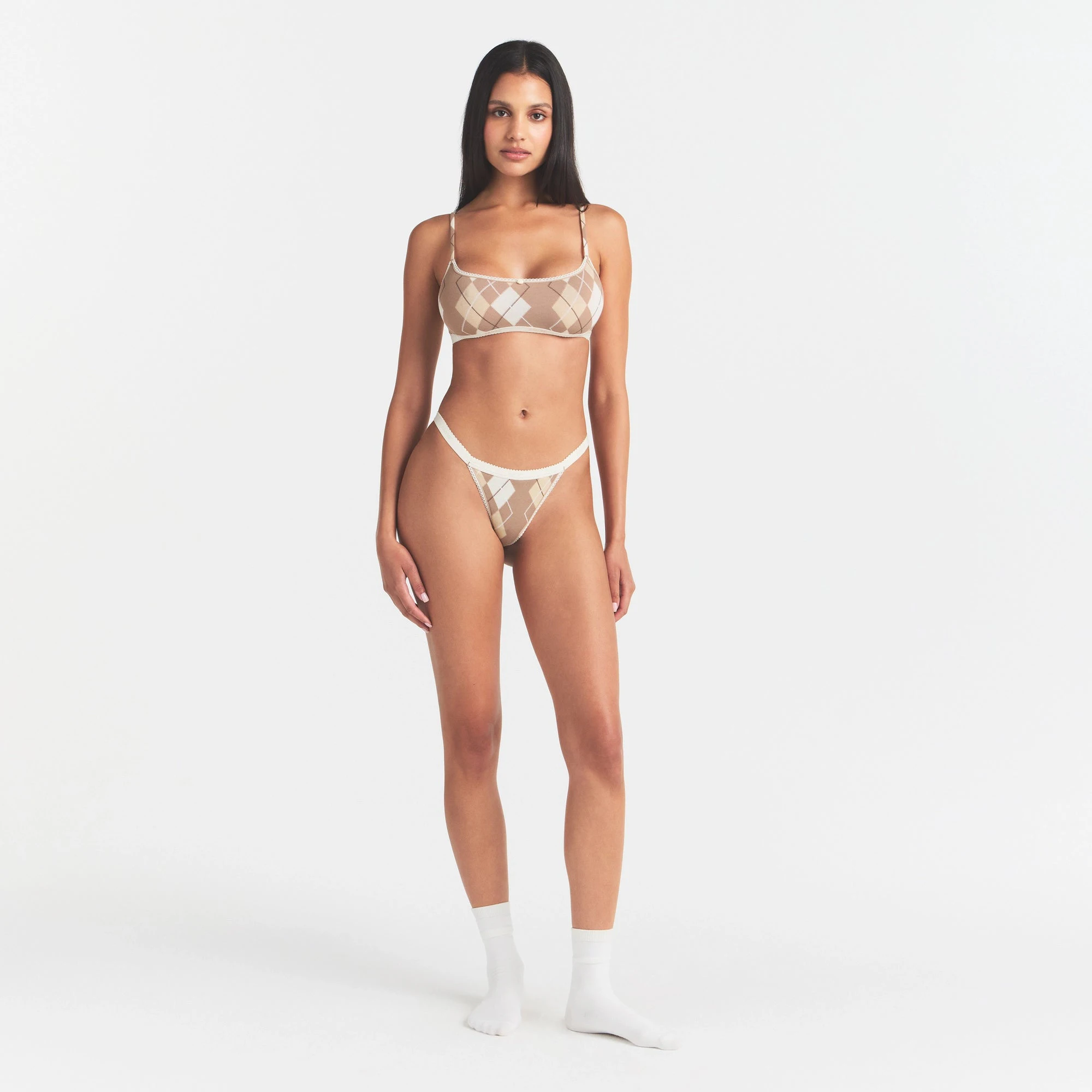 LIGHTWEIGHT COTTON LOGO PICOT SCOOP BRALETTE | CAFE ARGYLE PRINT ON A MODEL FRONT VIEW @ | FOCUS: 0.0, 1.0, 0.9