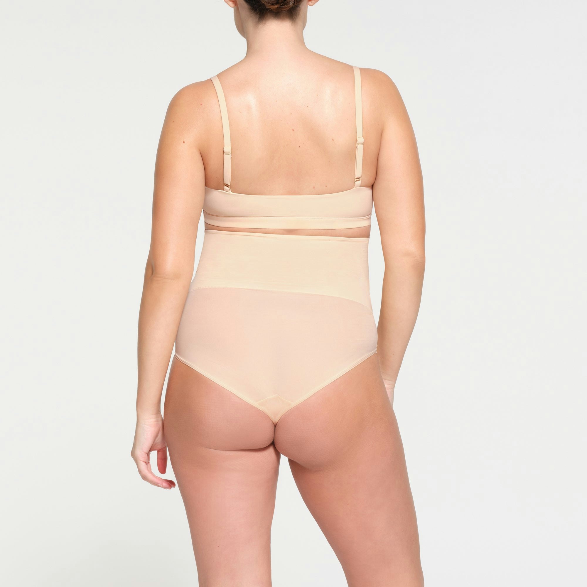 FITS EVERYBODY MATERNITY PUMPING SCOOP BRALETTE | SAND ON A MODEL BACK VIEW