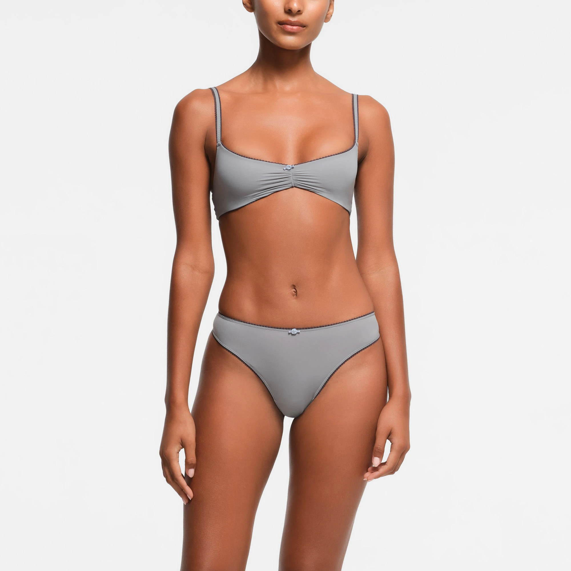 FITS EVERYBODY PICOT TRIM SKIMPY SCOOP BRALETTE | PACIFIC CONTRAST ON A MODEL FRONT VIEW
