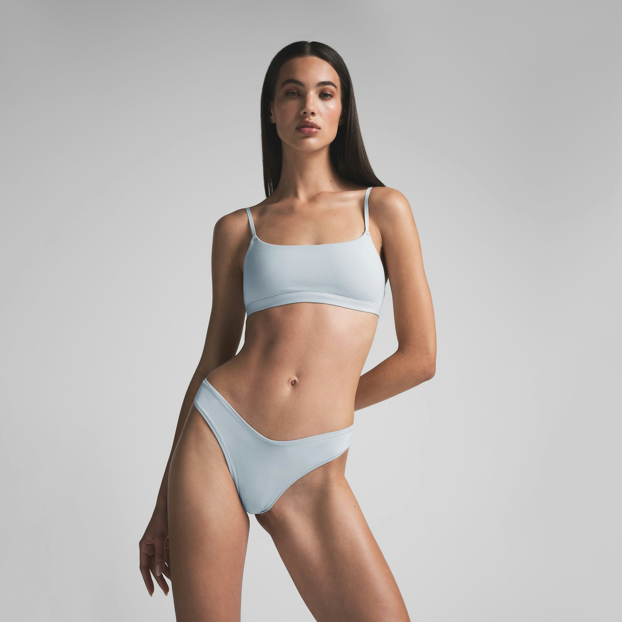 COTTON JERSEY SCOOP BRALETTE | ZEN BLUE ON A MODEL FRONT VIEW | FOCUS: 0.0, 1.0, 0.9