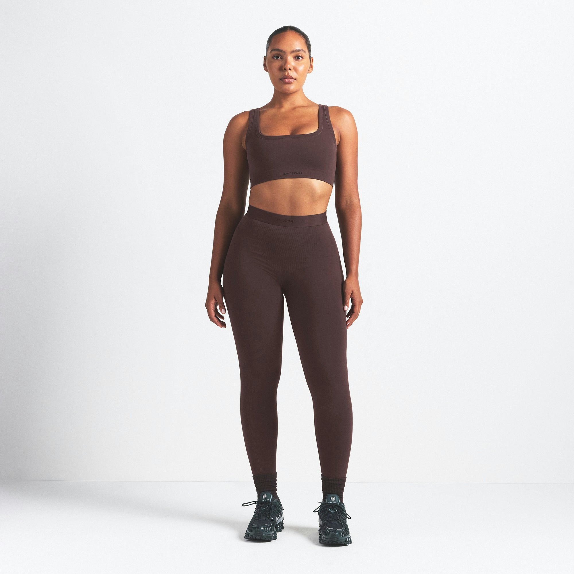 NikeSKIMS VINTAGE SEAMLESS SCOOP NECK BRA | PHOENIX ON A MODEL FRONT VIEW