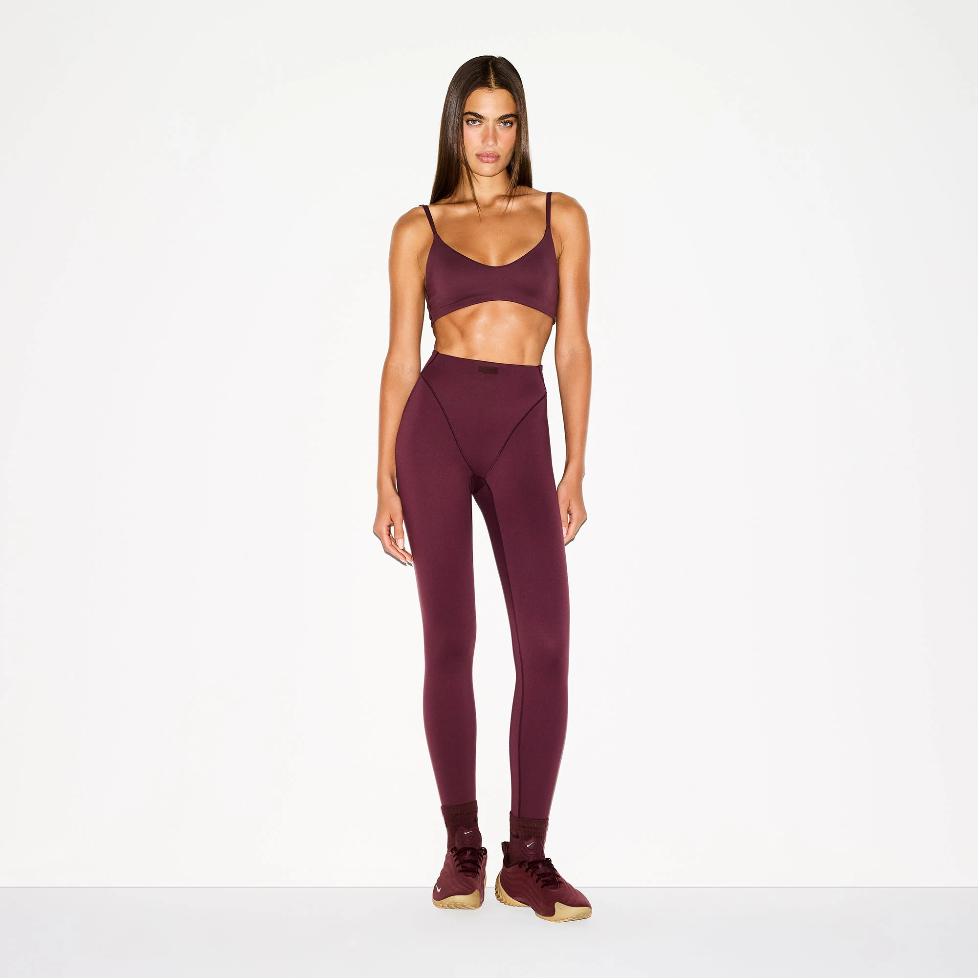 NikeSKIMS MATTE MICRO SCOOP BRA | CURRANT ON A MODEL FRONT VIEW @ | FOCUS: 0.0, 1.0, 0.9 | FPOs