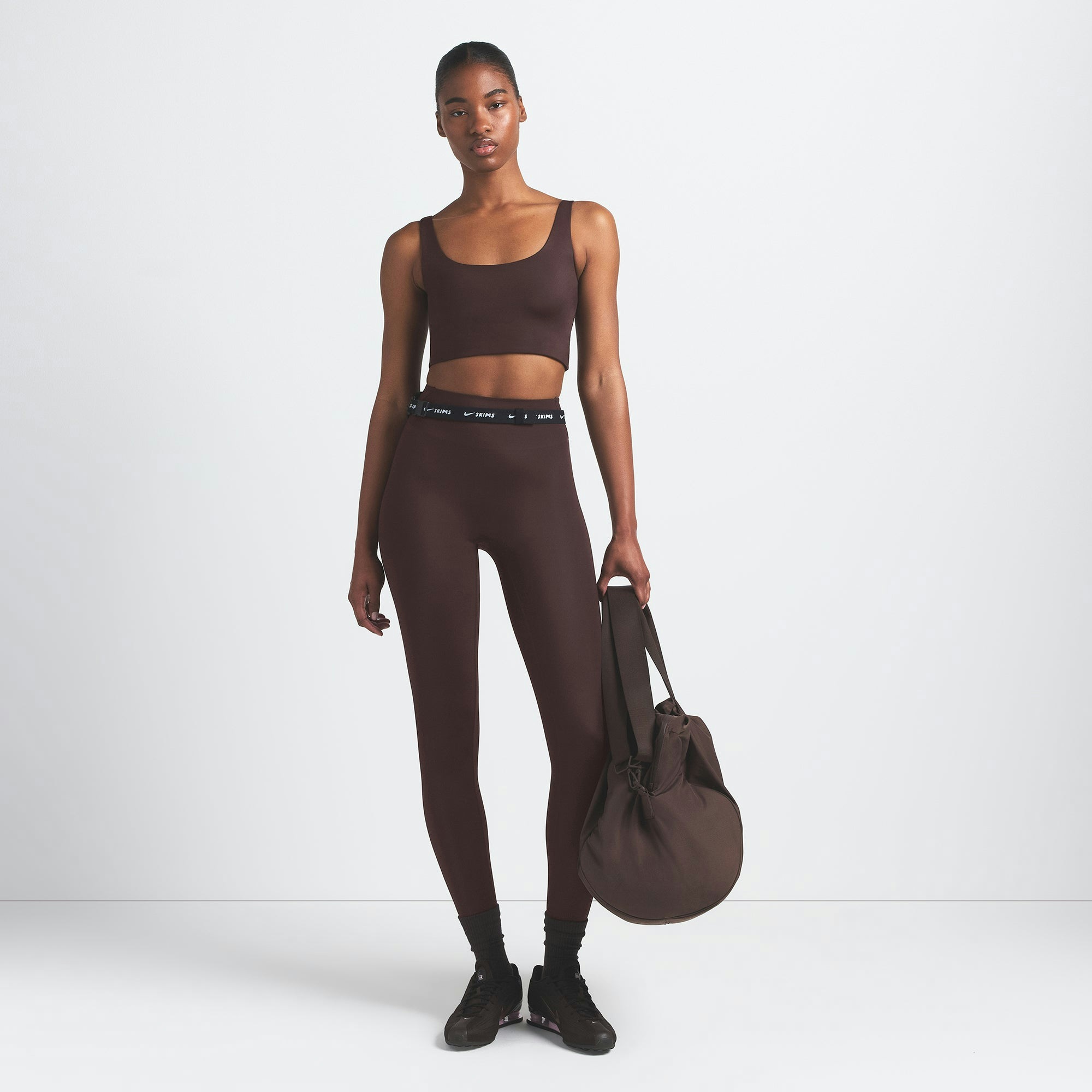 NikeSKIMS SHINE SCOOP NECK BRA TOP | PHOENIX ON A MODEL FRONT VIEW @ | FOCUS: 0.9, 0.1, 0.7