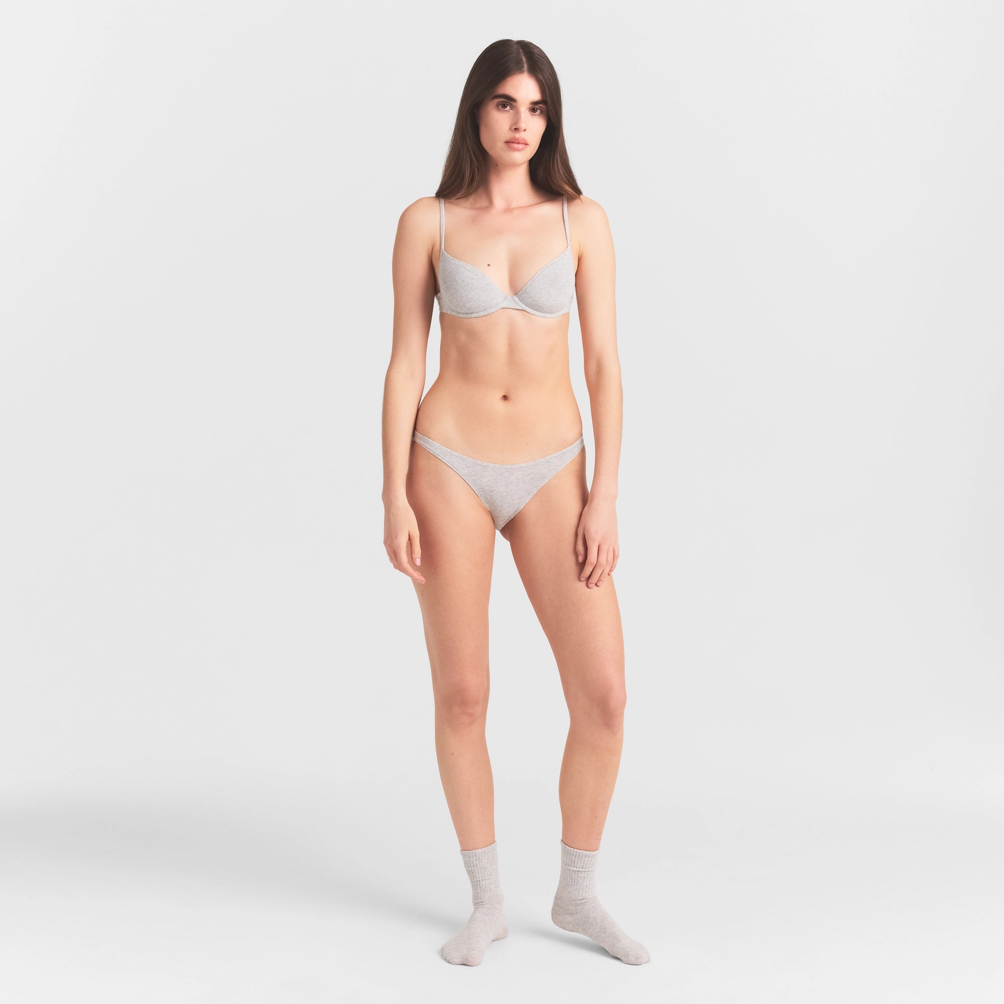 EVERYDAY COTTON UNLINED DEMI BRA | LIGHT HEATHER GREY ON A MODEL FRONT  VIEW @ | FOCUS: 0.0, 1.0, 0.9