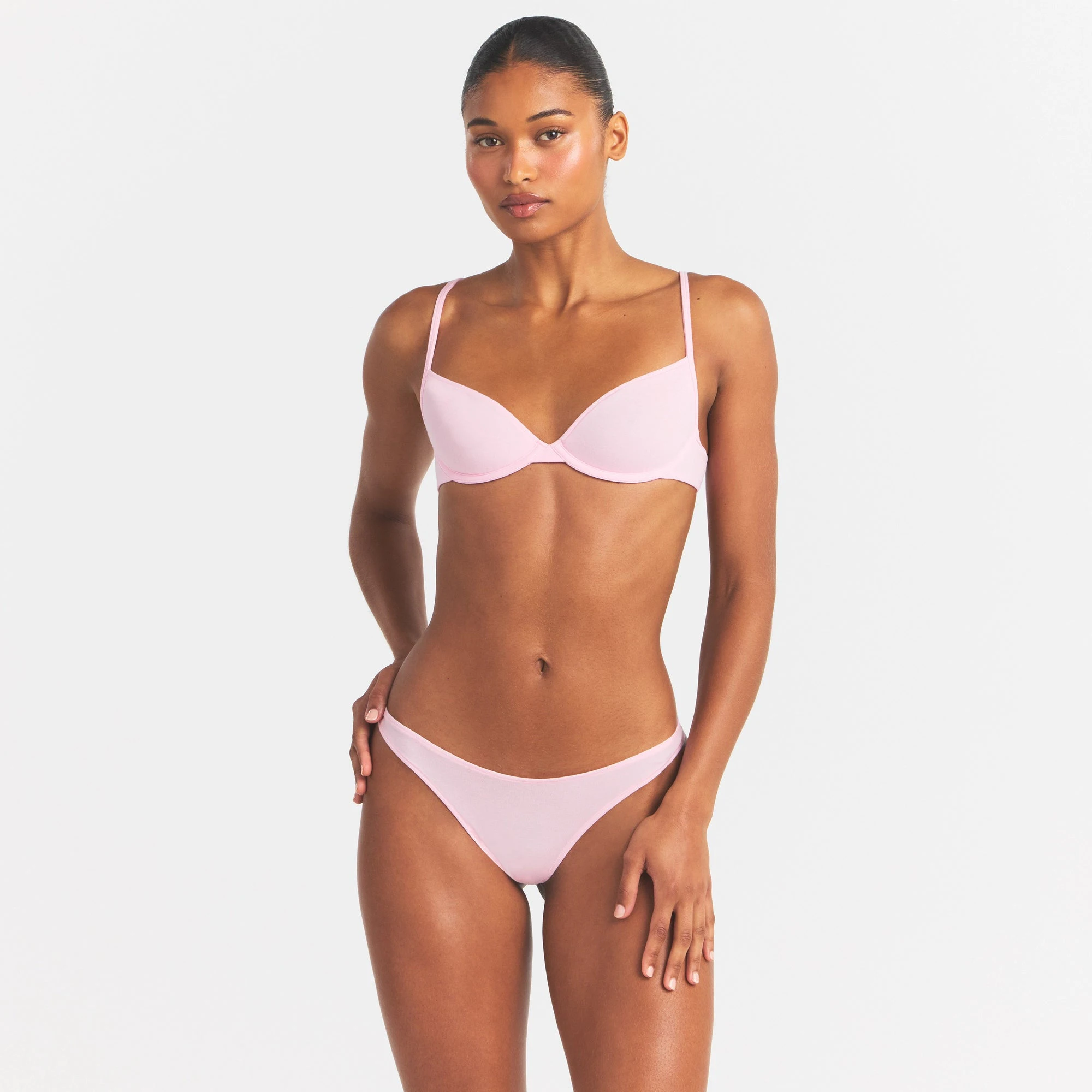 EVERYDAY COTTON UNLINED DEMI BRA | PEONY ON A MODEL SIDE VIEW @ | FOCUS: 0.0, 1.0, 0.9
