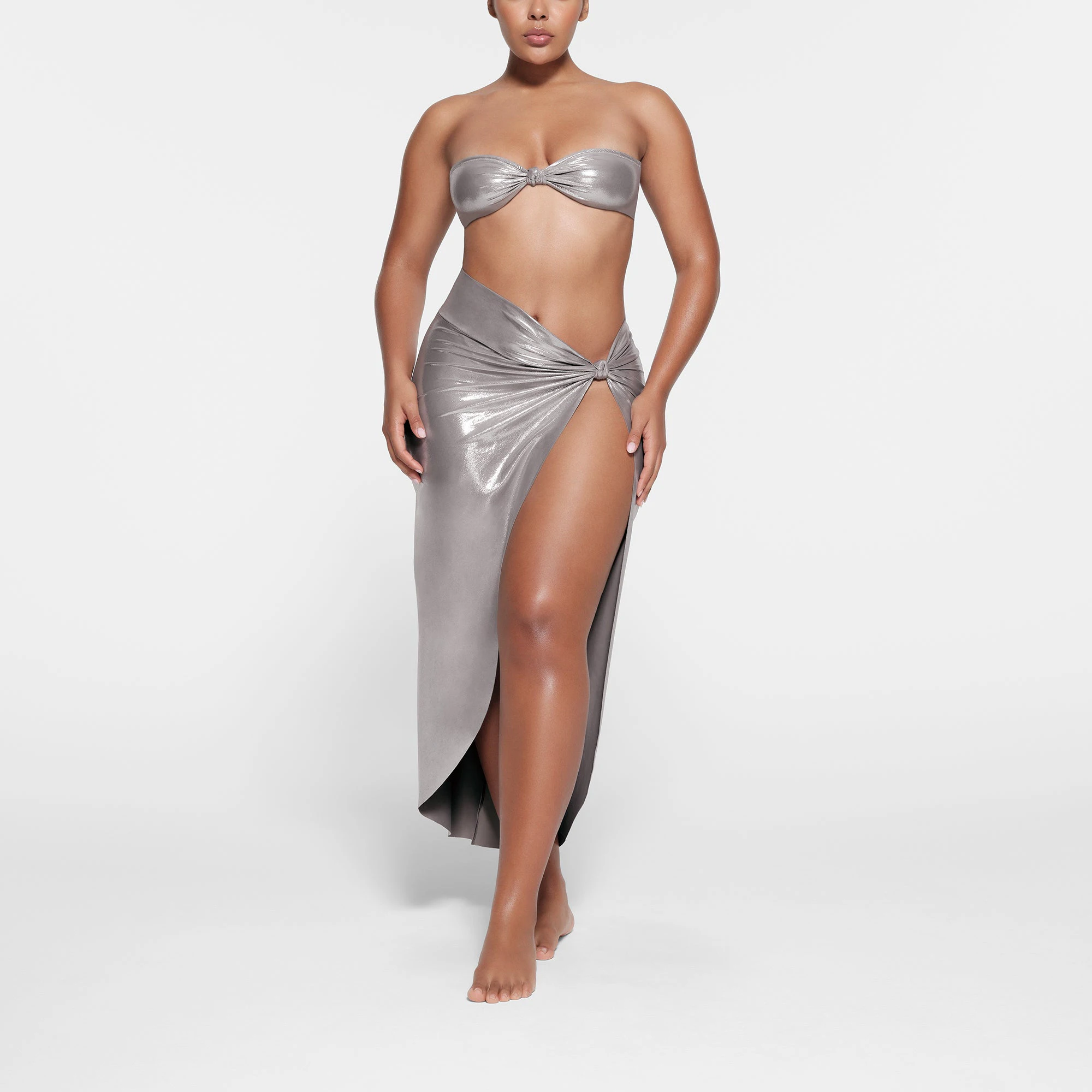 LIQUID SHINE SWIM KNOTTED BANDEAU BIKINI TOP | SMOKE ON A MODEL FRONT VIEW