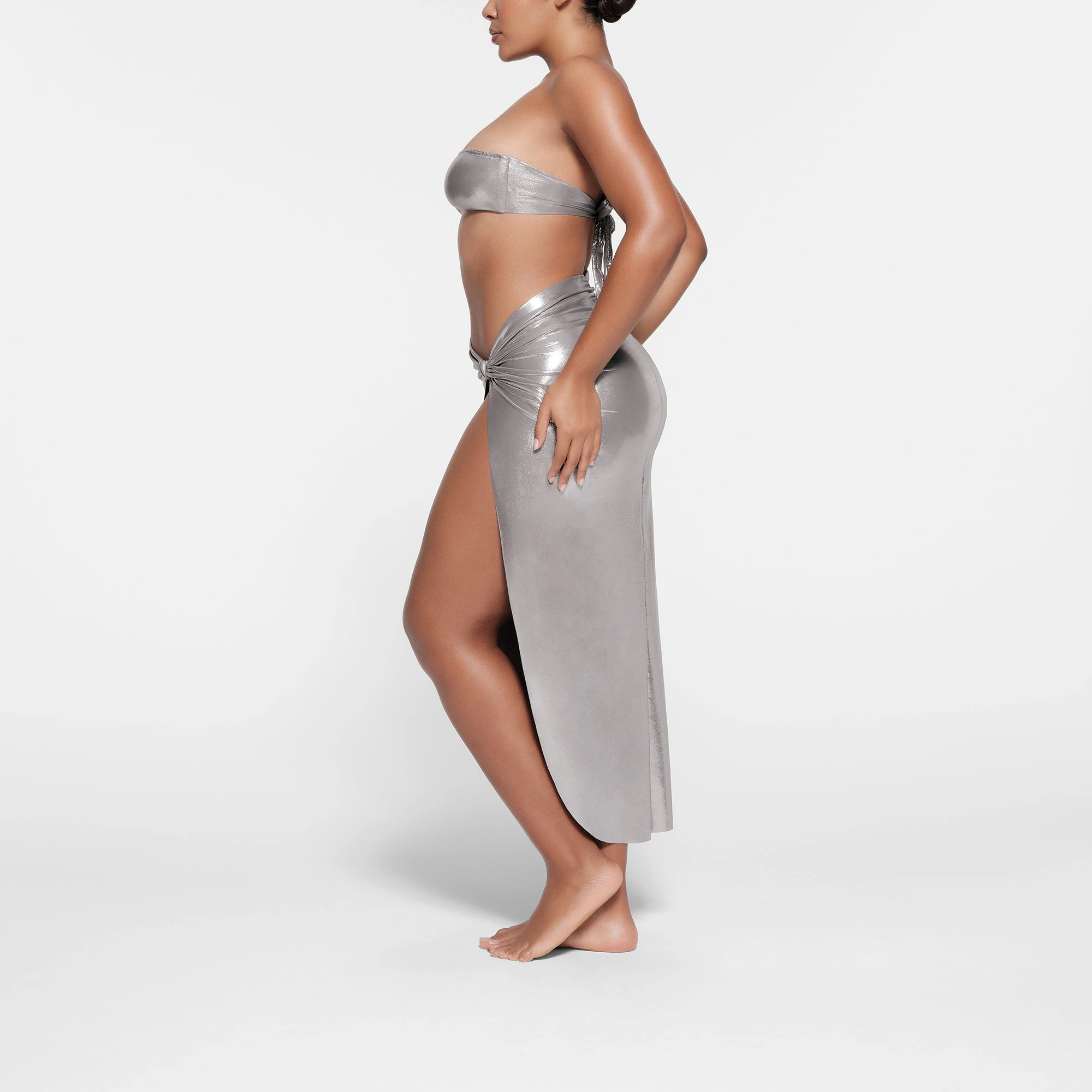 LIQUID SHINE SWIM KNOTTED BANDEAU BIKINI TOP | SMOKE ON A MODEL SIDE VIEW