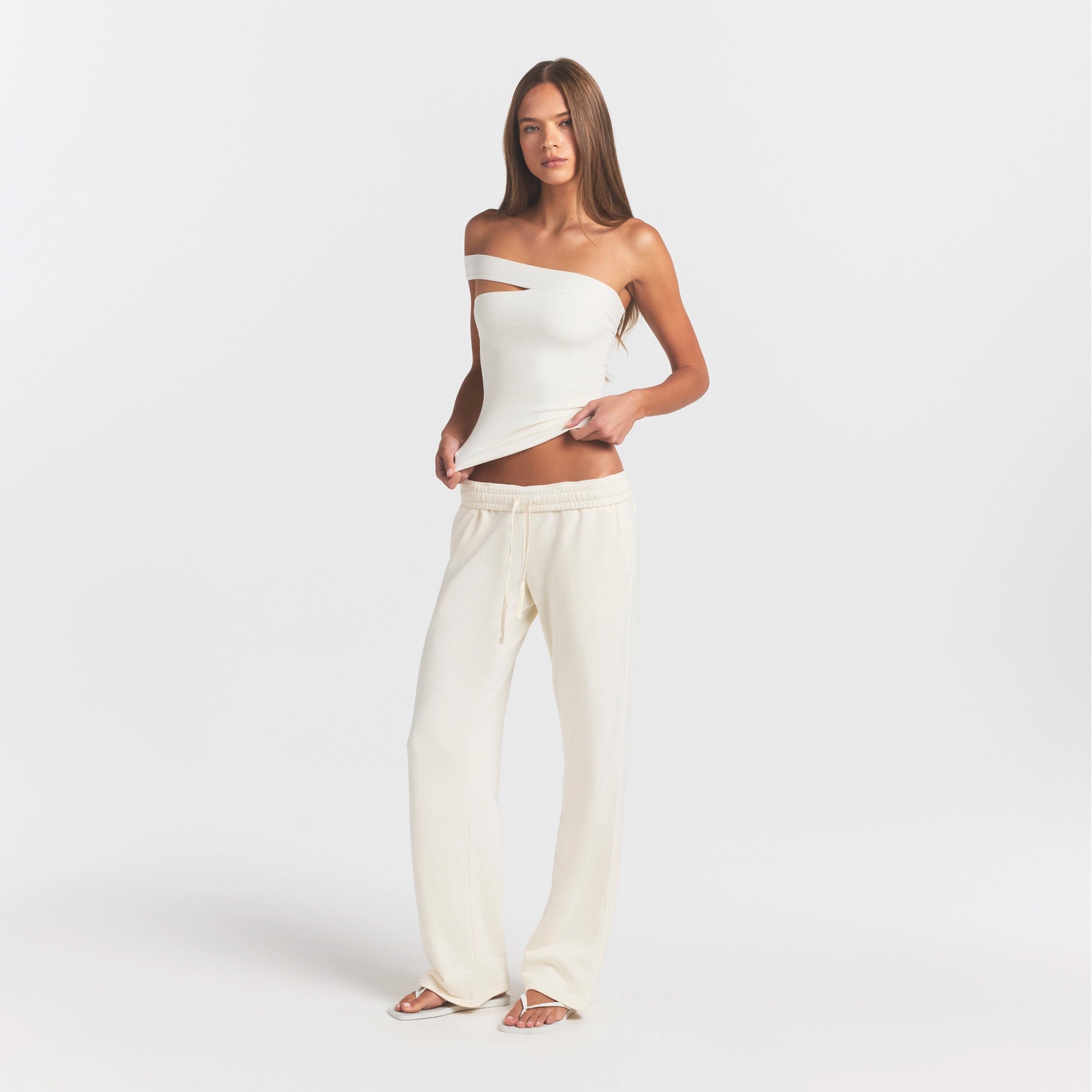 FRENCH TERRY STRAIGHT LEG PANT | ECRU ON A MODEL FRONT VIEW @ | FOCUS: 0.0, 1.0, 0.9