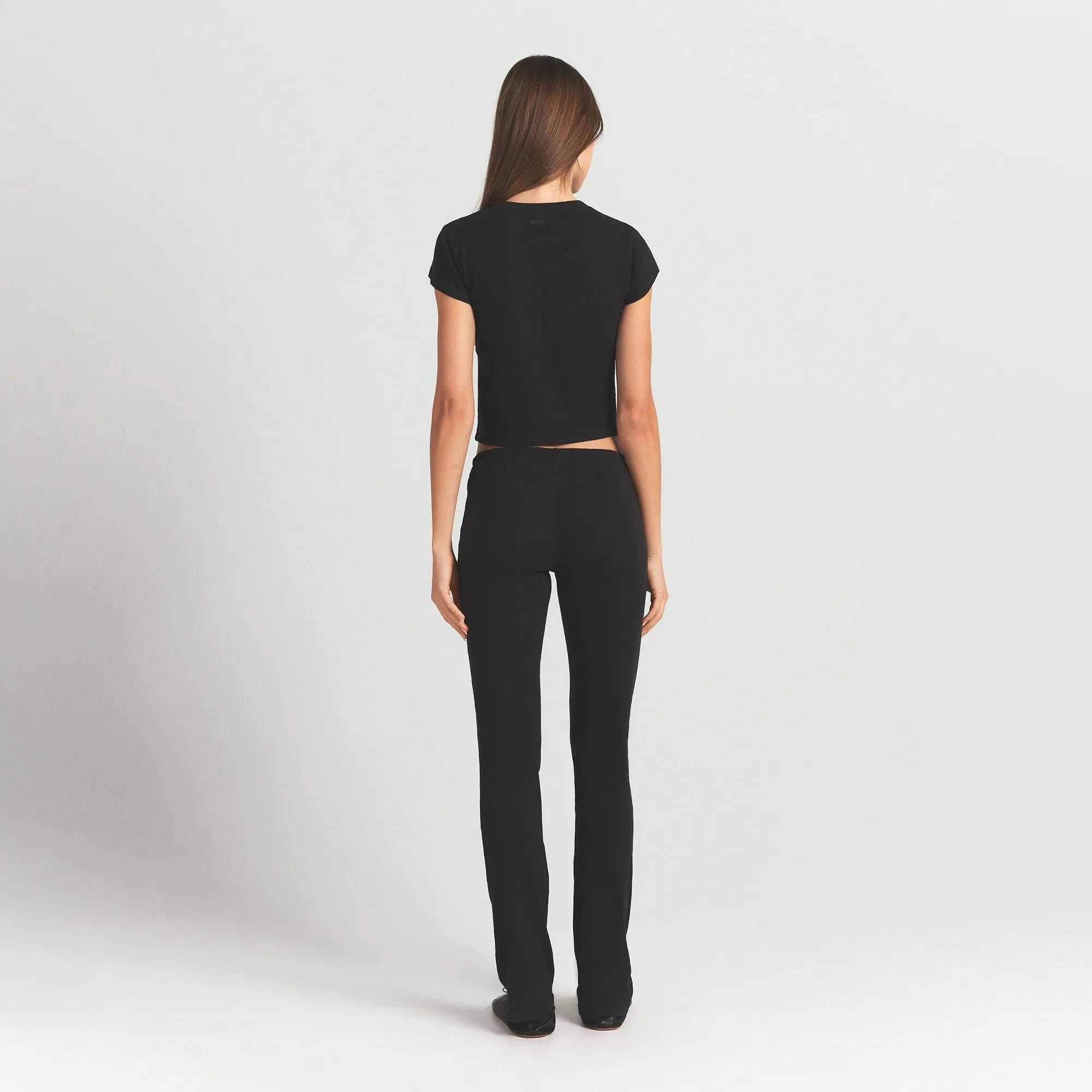 WORN IN JERSEY HEART STRAIGHT LEG PANT | WASHED ONYX ON A MODEL BACK VIEW @ | FOCUS: 0.0, 1.0, 0.9