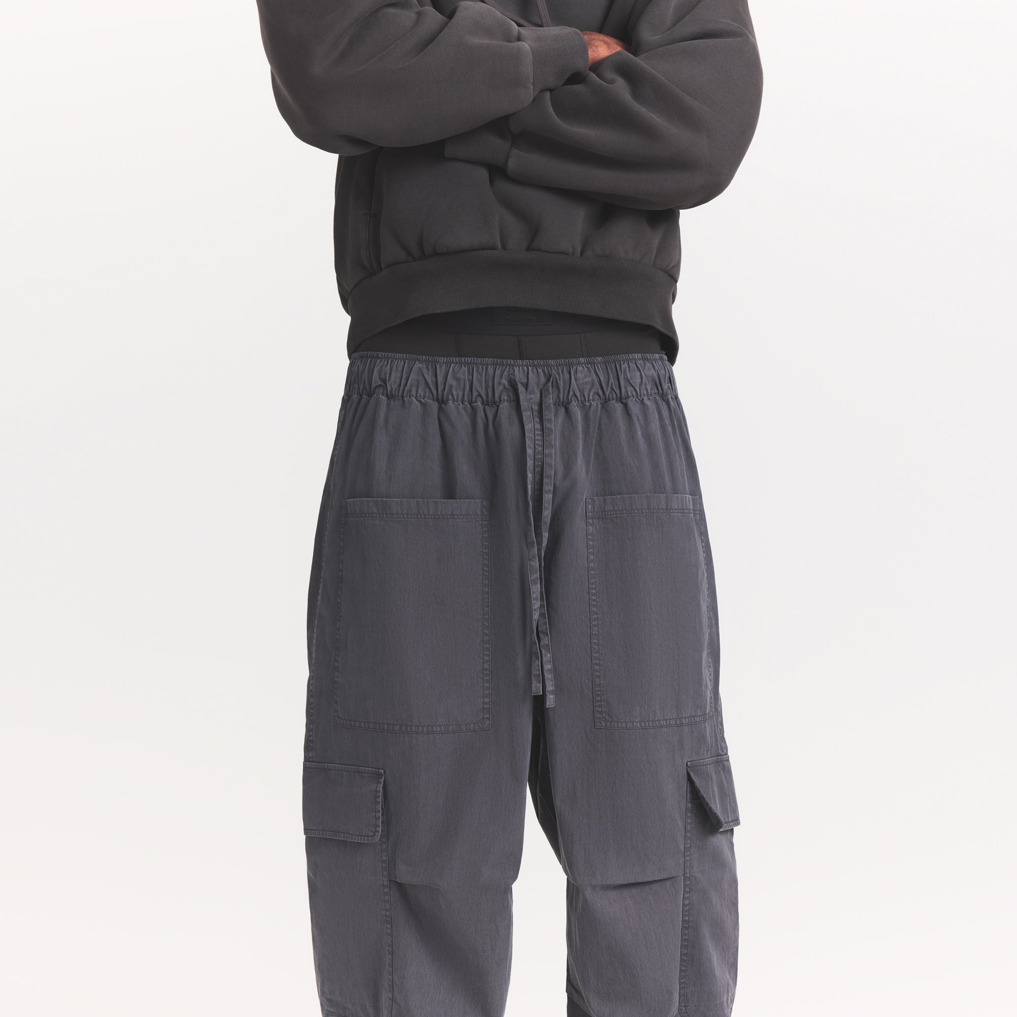 men's woven cargo trousers