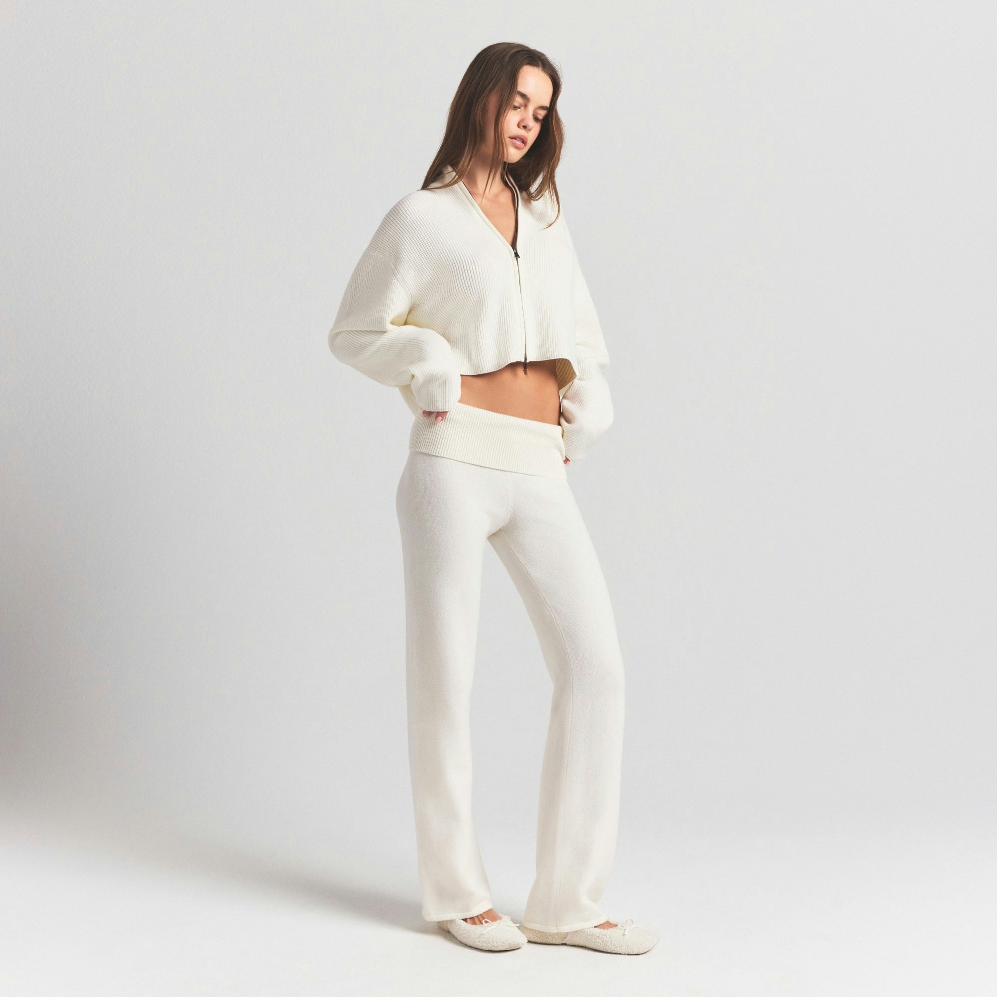 SWEATER KNITS PANT | IVORY ON A MODEL FRONT VIEW @ | FOCUS: 0.0, 1.0, 0.9