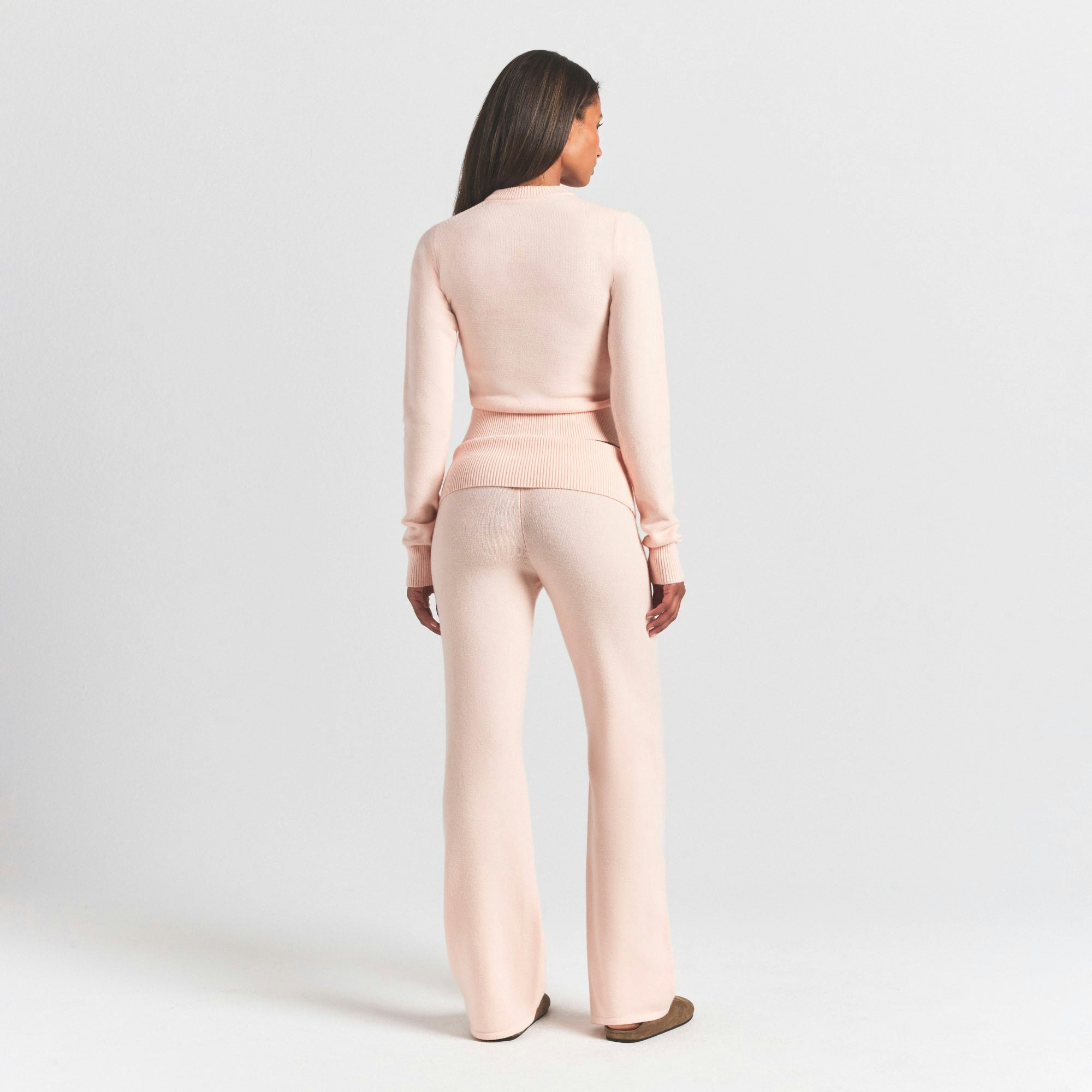 SWEATER KNITS PANT | PRIMROSE ON A MODEL SIDE VIEW @ | FOCUS: 0.0, 1.0, 0.9