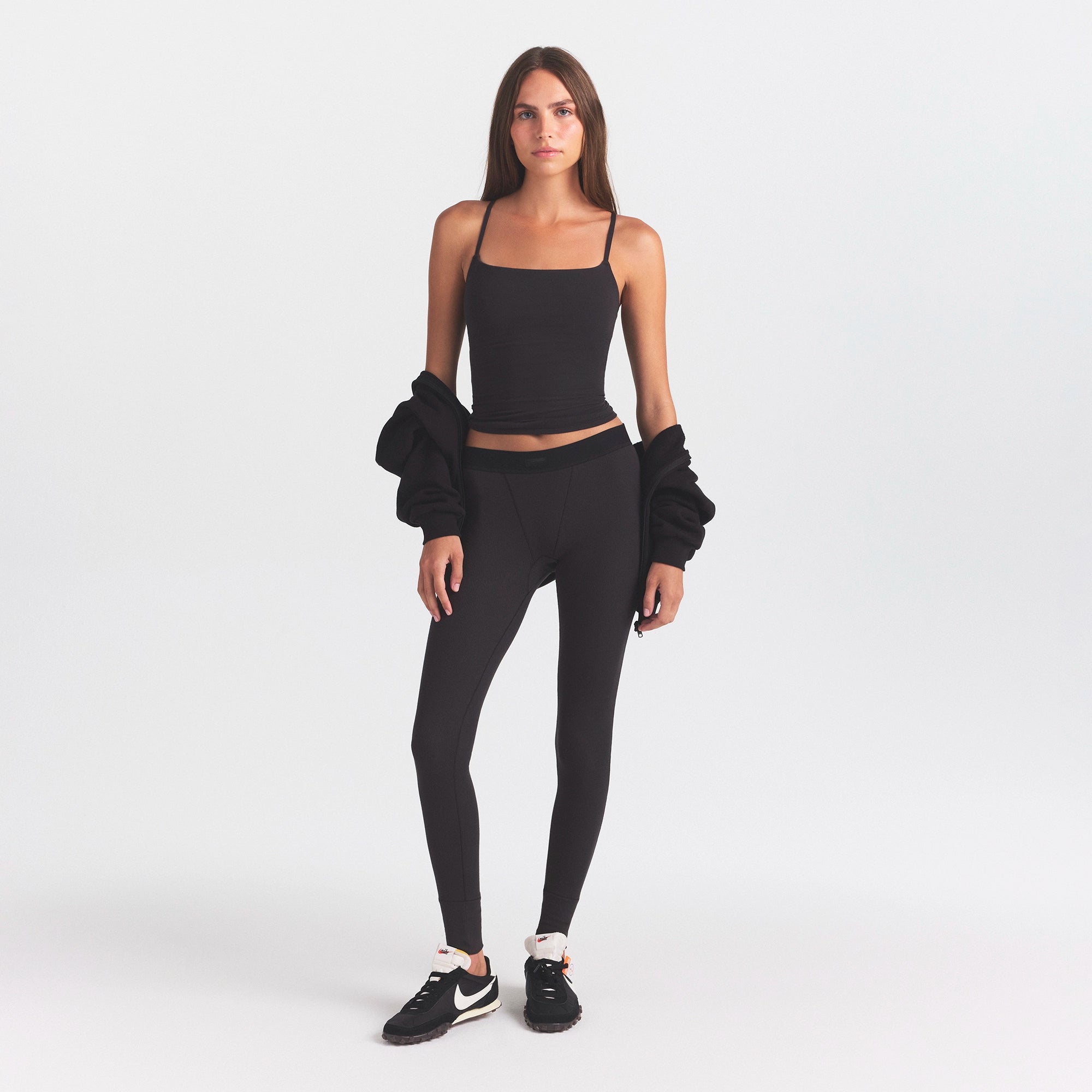 COTTON RIB MID RISE LEGGING | SOOT ON A MODEL FRONT VIEW