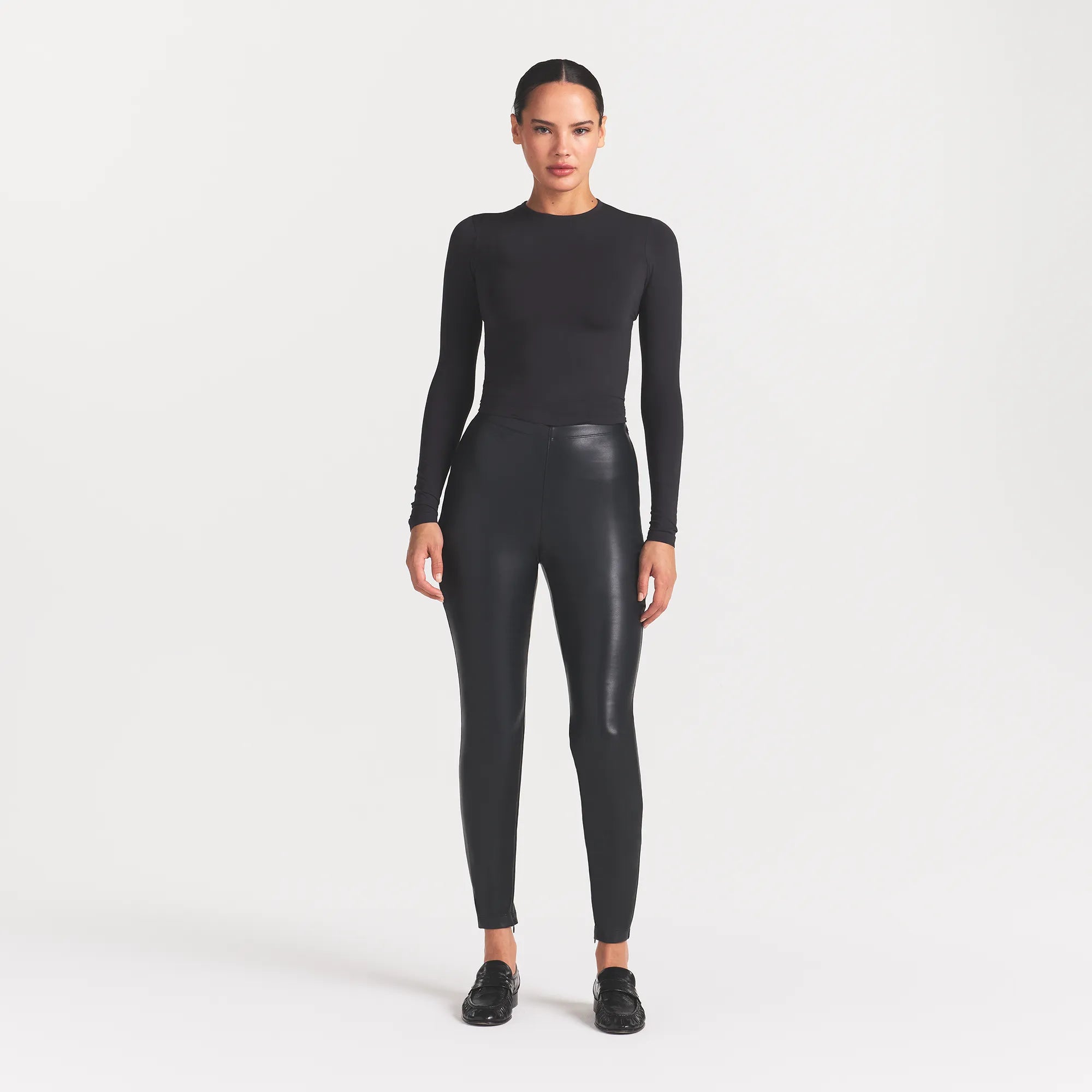 FAUX LEATHER LEGGING | ONYX | ON MODEL FRONT VIEW @ | FOCUS: 0.0, 1.0, 0.9