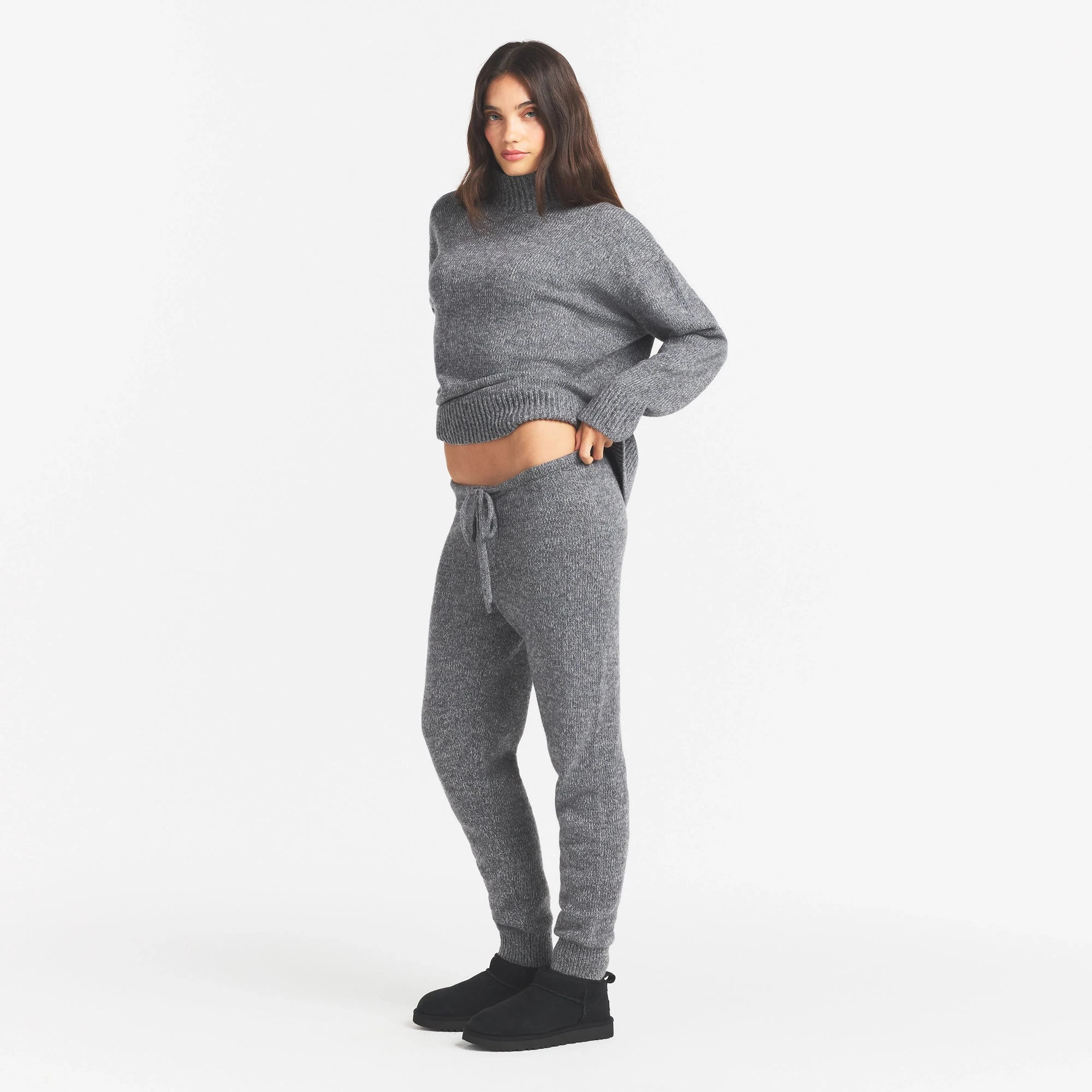 TWEED KNIT PANT | DARK HEATHER GREY ON A MODEL FRONT VIEW @ | FOCUS: 0.0, 1.0, 0.9