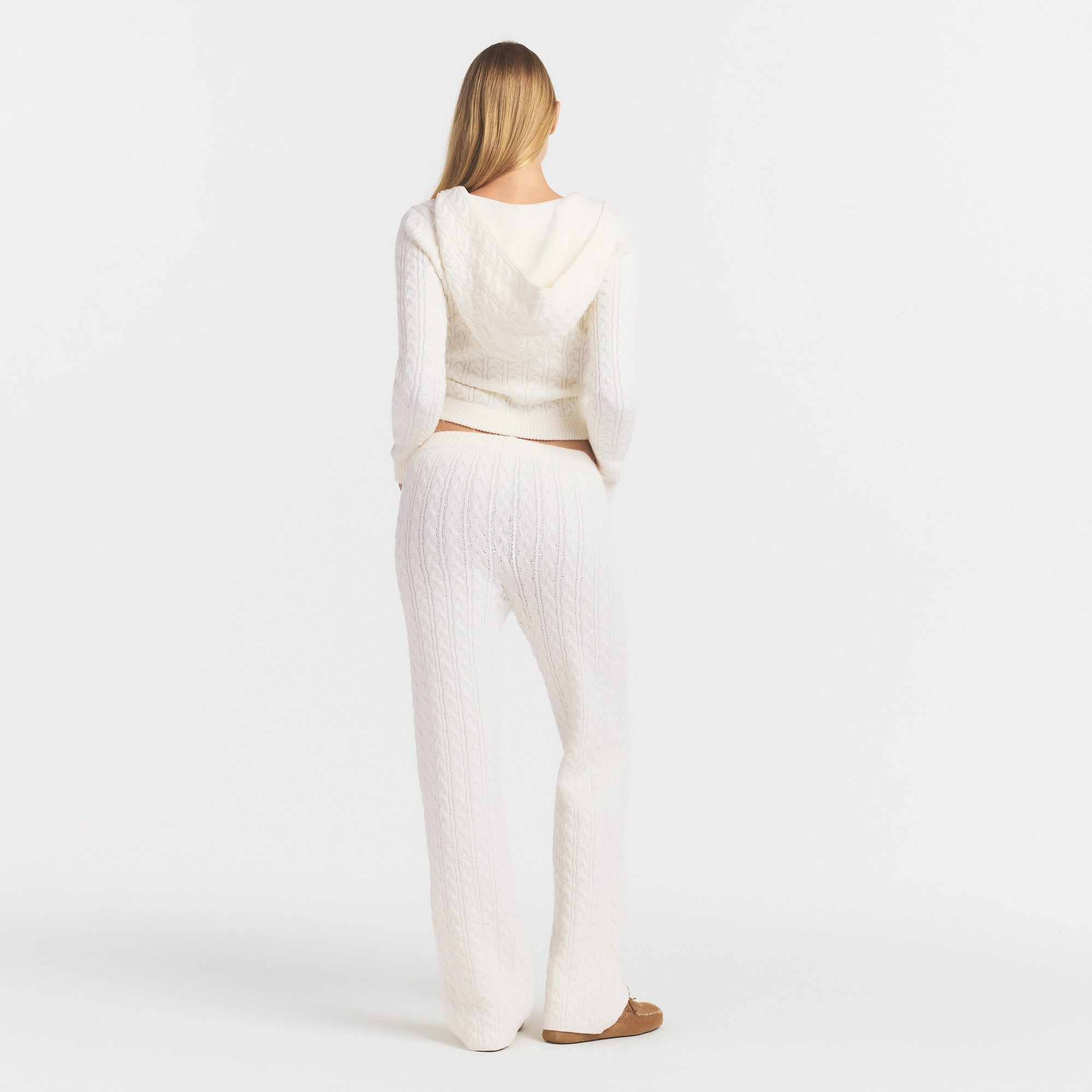 SWEATER KNIT STRAIGHT LEG PANT | IVORY ON A MODEL FRONT VIEW @ | FOCUS: 0.0, 1.0, 0.9