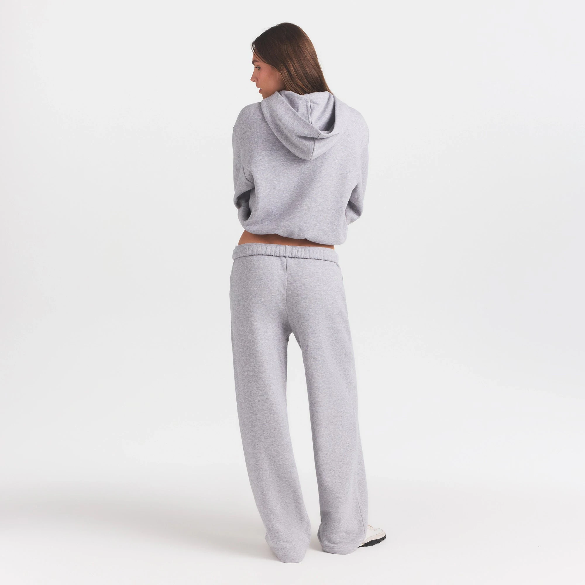 COTTON FLEECE STRAIGHT LEG PANT WITH EMBOSSED LOGO | HEATHER GREY PDP BACK @ | FOCUS: 0.0, 1.0, 0.9