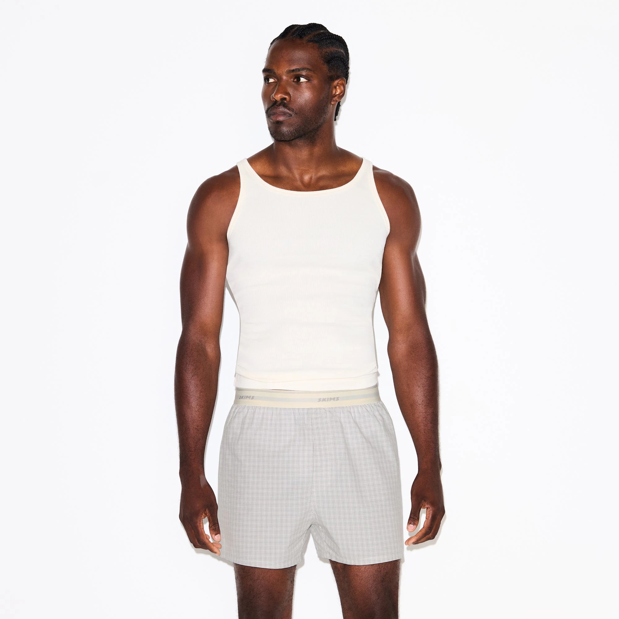 COTTON POPLIN MENS LOGO BAND BOXER | SILVER CHECK ON A MODEL SIDE VIEW @ | FOCUS: 0.0, 1.0, 0.9