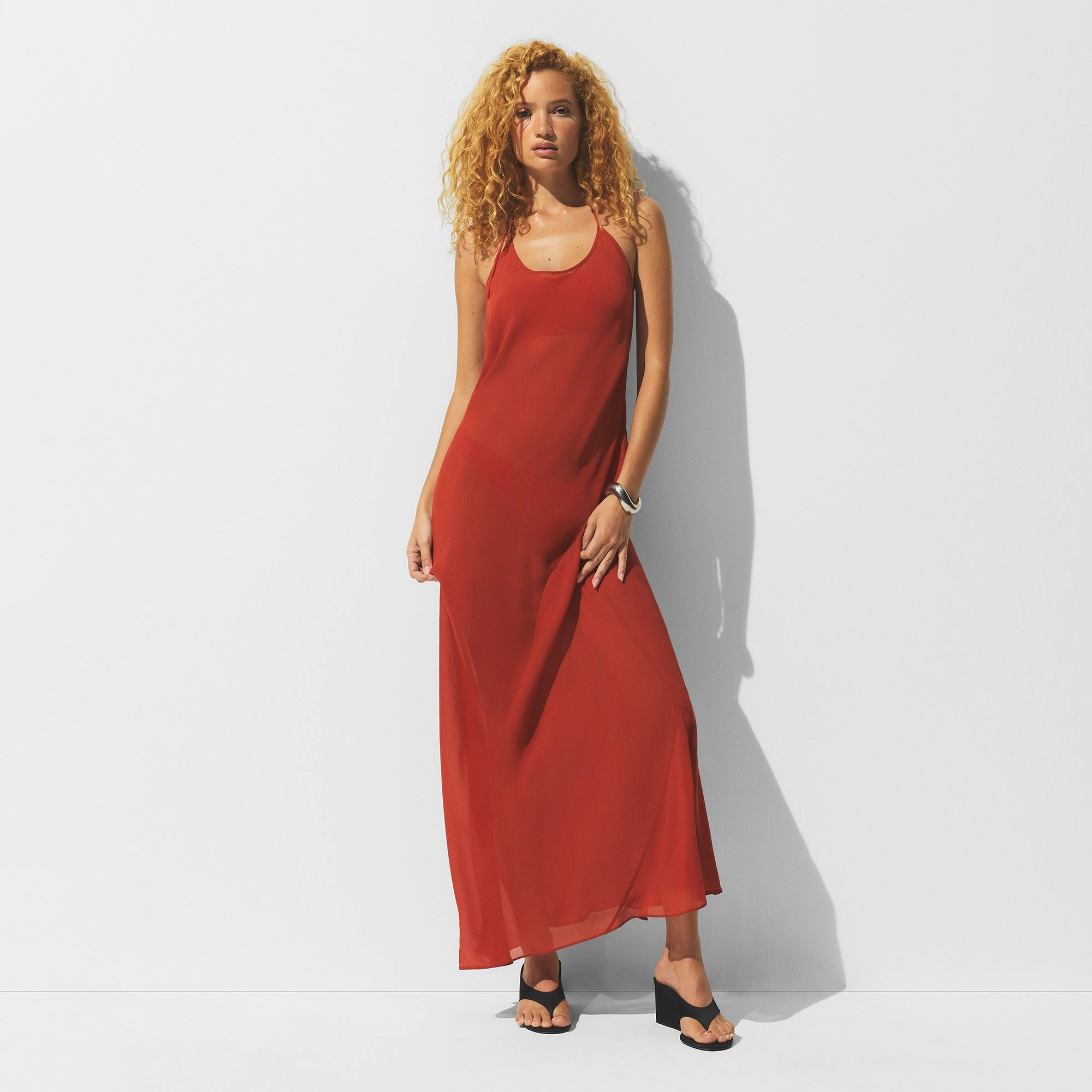 MINIMAL SWIM COVER UP LONG SLIP DRESS | AUBURN ON A MODEL FRONT VIEW | FOCUS: 0.0, 1.0, 0.9